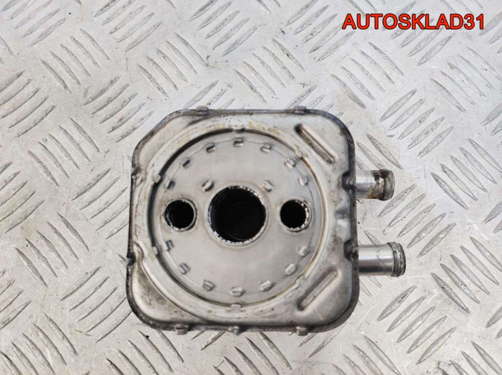 Радиатор масляный Audi A6 C5 1.9 AFN 028117021C, 900 рублей, Дубовое