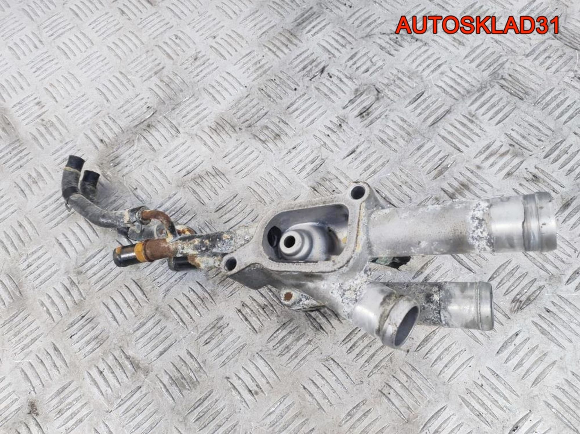 Корпус термостата Hyundai Elantra G4GC 2560023600, 1300 рублей, Дубовое