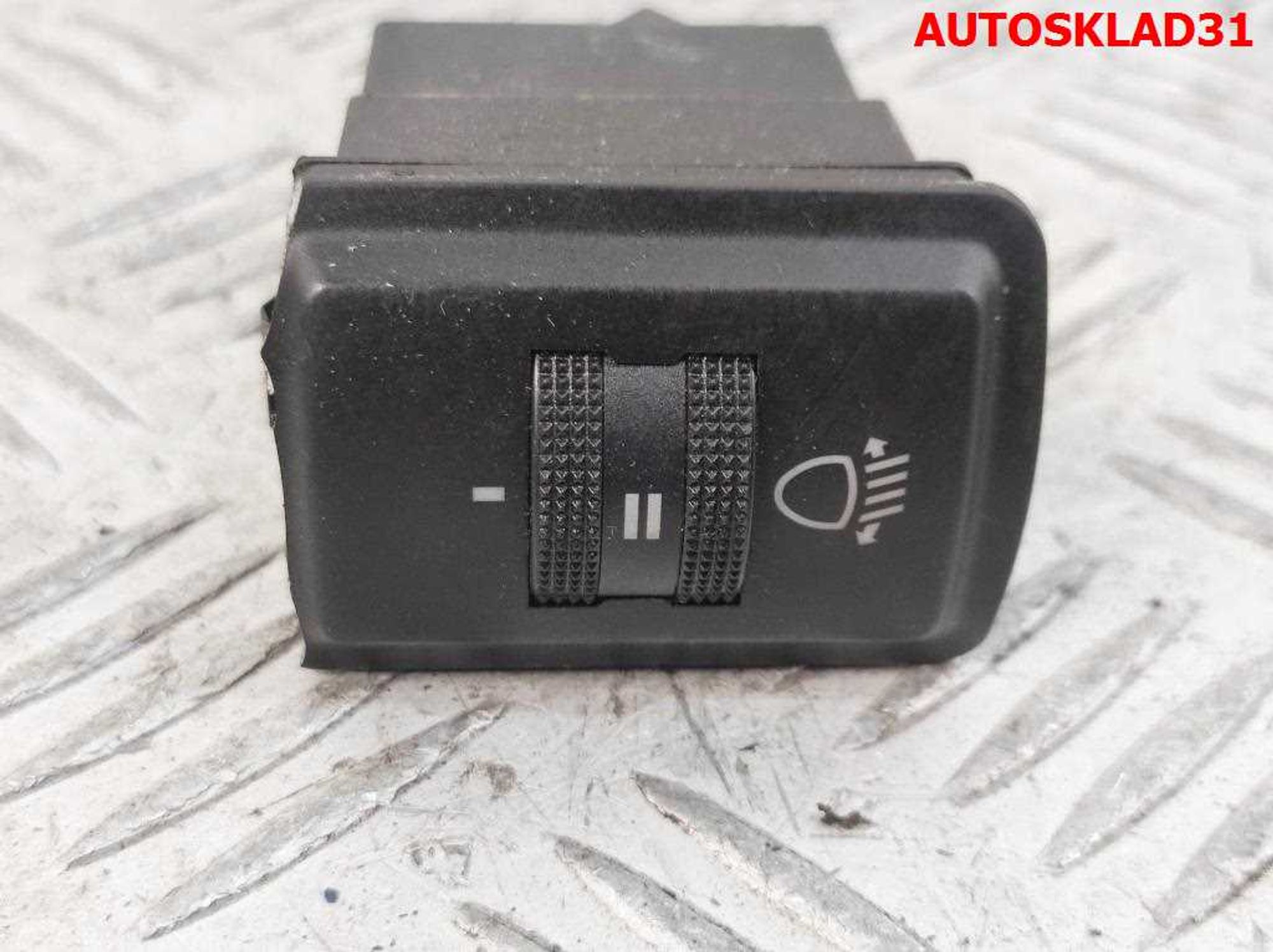 Кнопка корректора фар Audi A4 B5 8D0941301C, 800 рублей, Дубовое