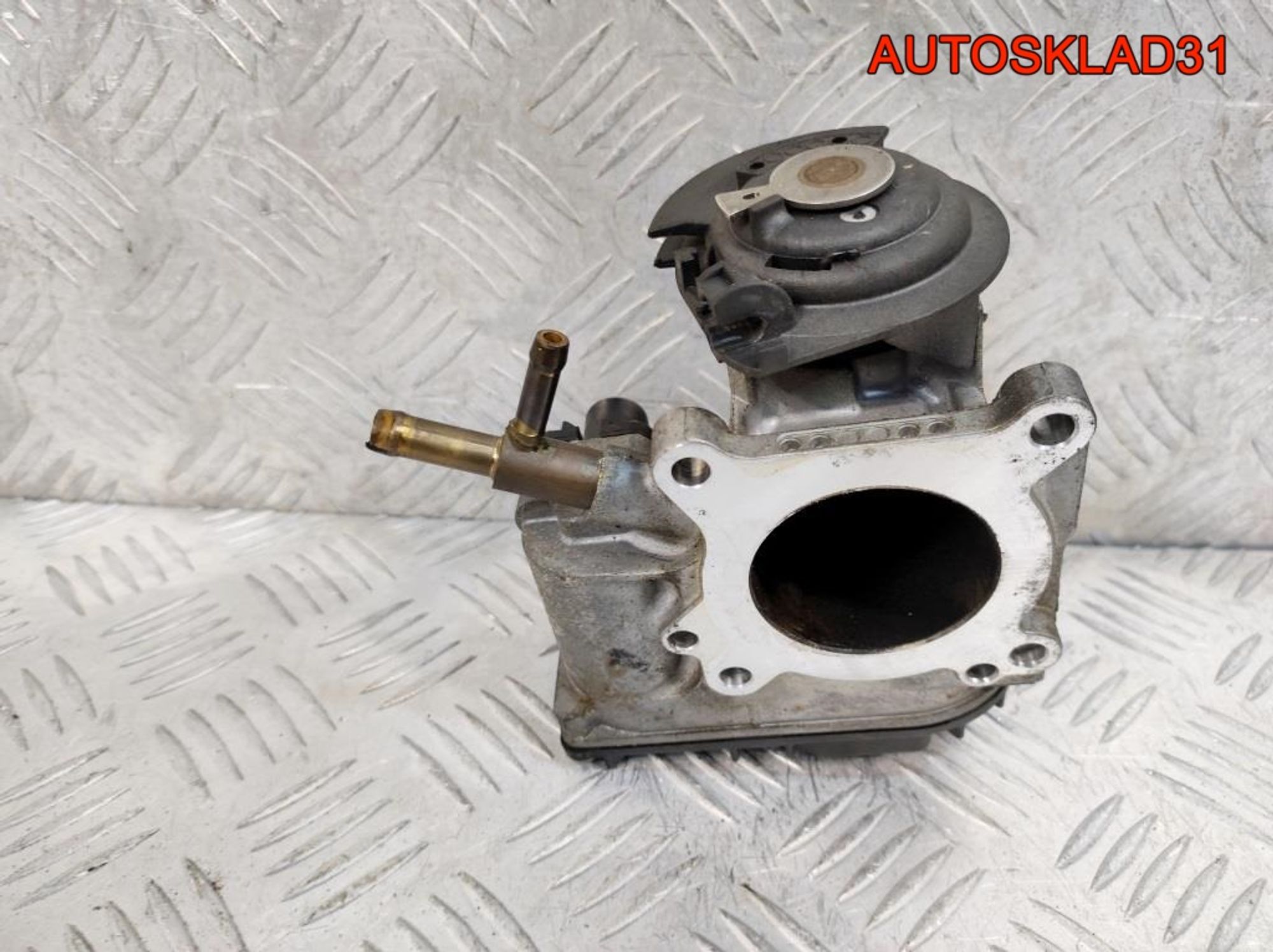 Заслонка дроссельная VW Lupo 1.0 AHT 047133061G, 4500 рублей, Дубовое