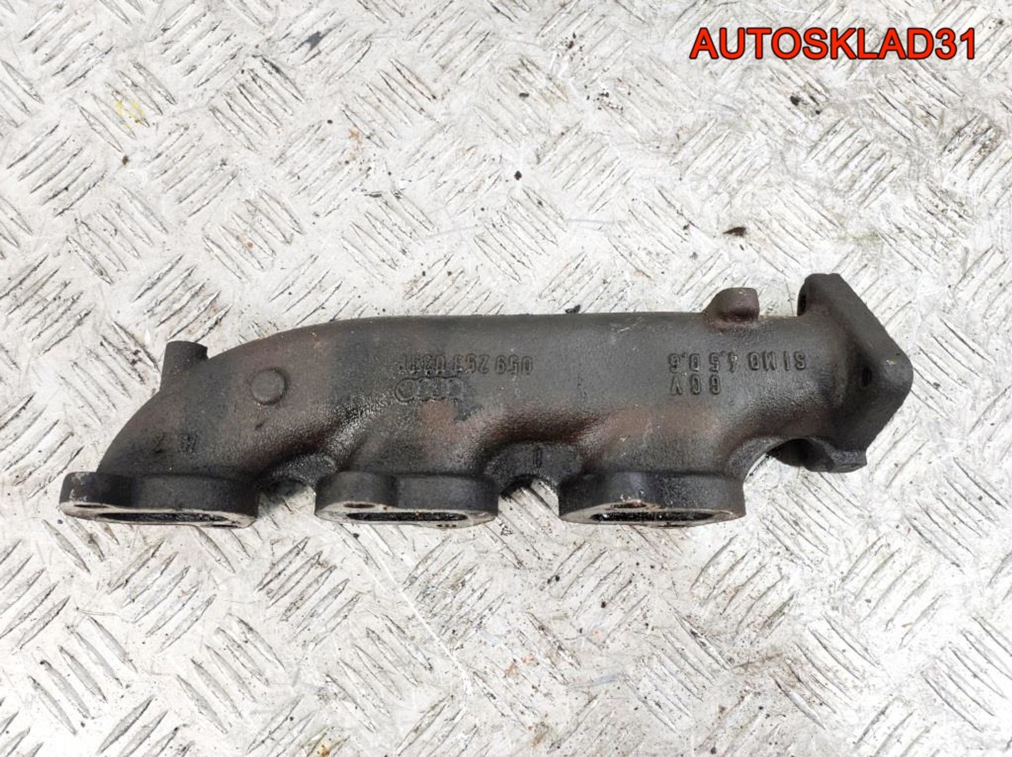 Коллектор выпускной Audi A4 B7 3.0 ASB Дизель 059253033P, 600 рублей, Дубовое