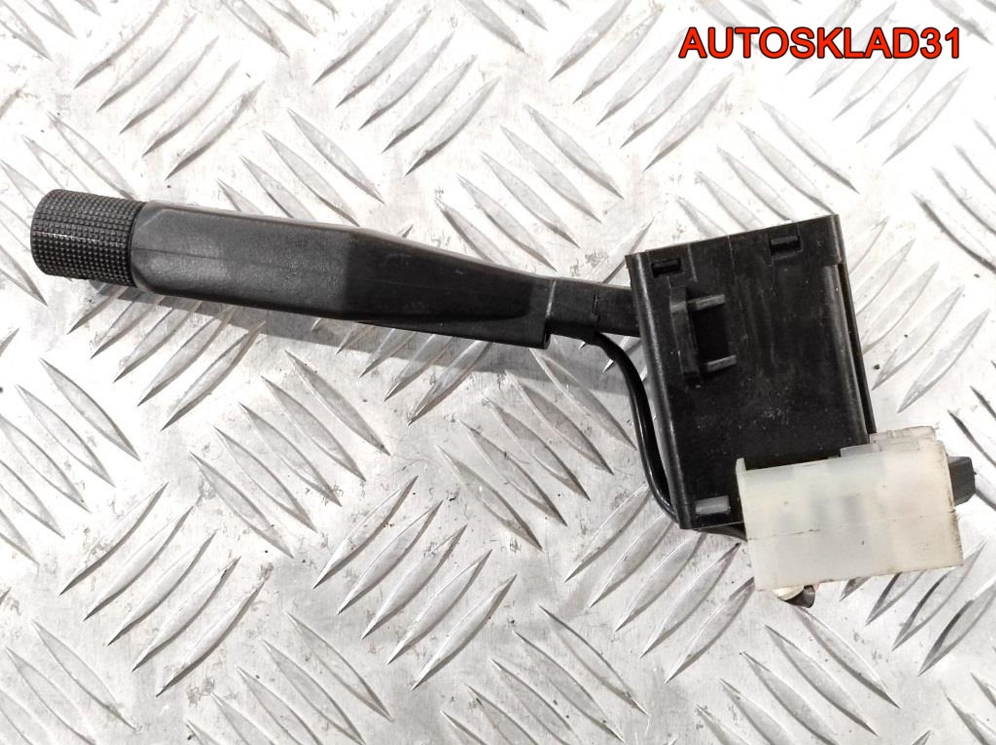 Переключатель поворотов Nissan Micra K10, 700 рублей, Дубовое