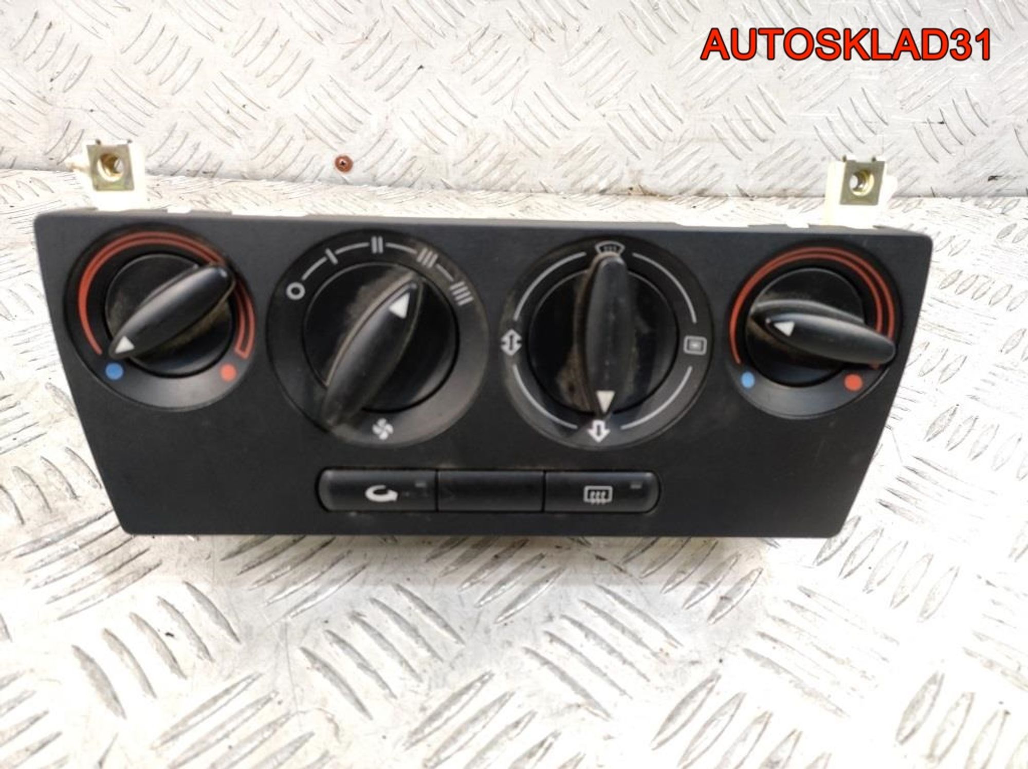 Блок управления отопителем Audi A6 C5 4B0819045D, 1500 рублей, Дубовое