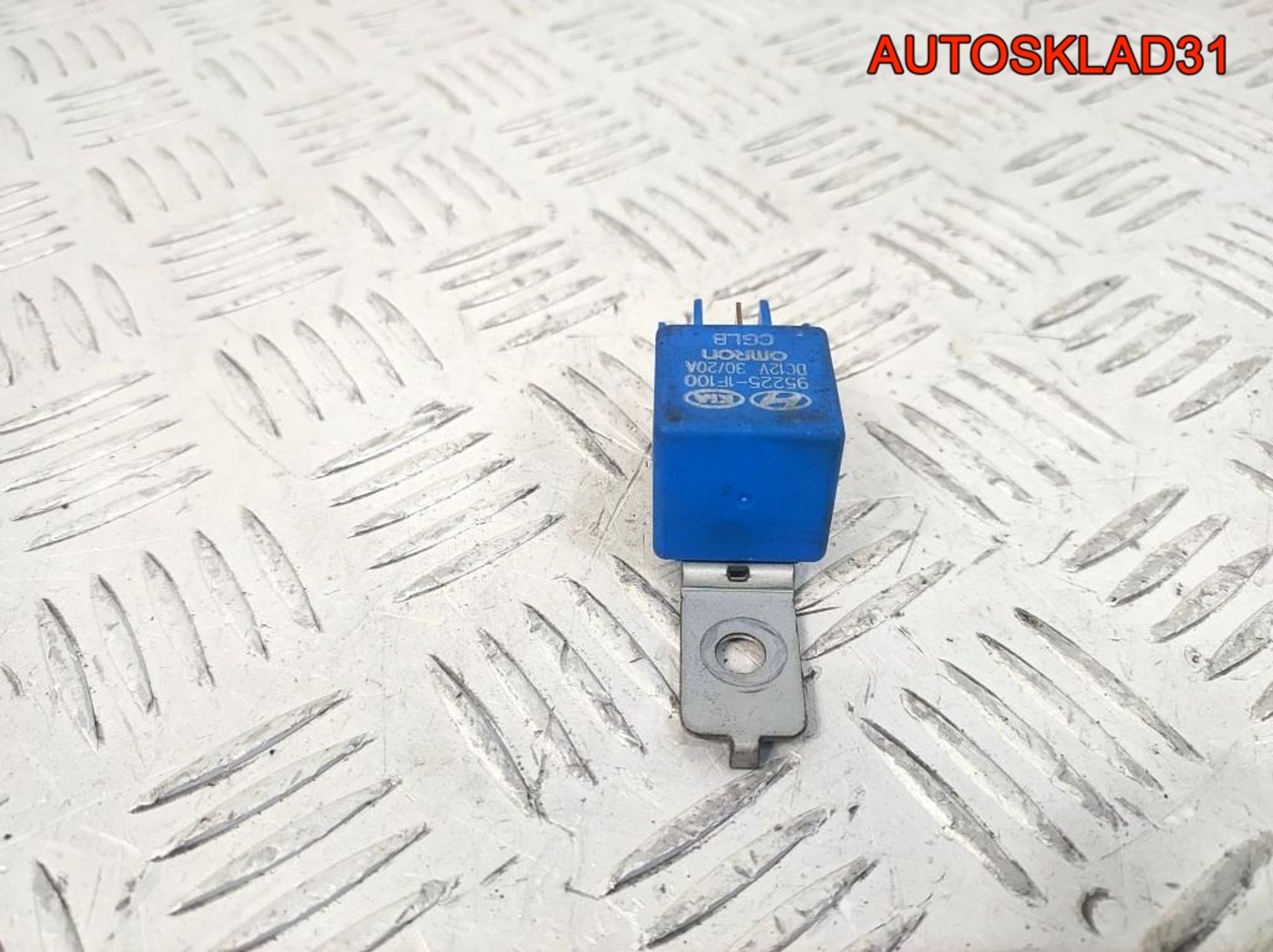 Реле стеклоочистителей Kia Ceed 952251F100, 500 рублей, Дубовое