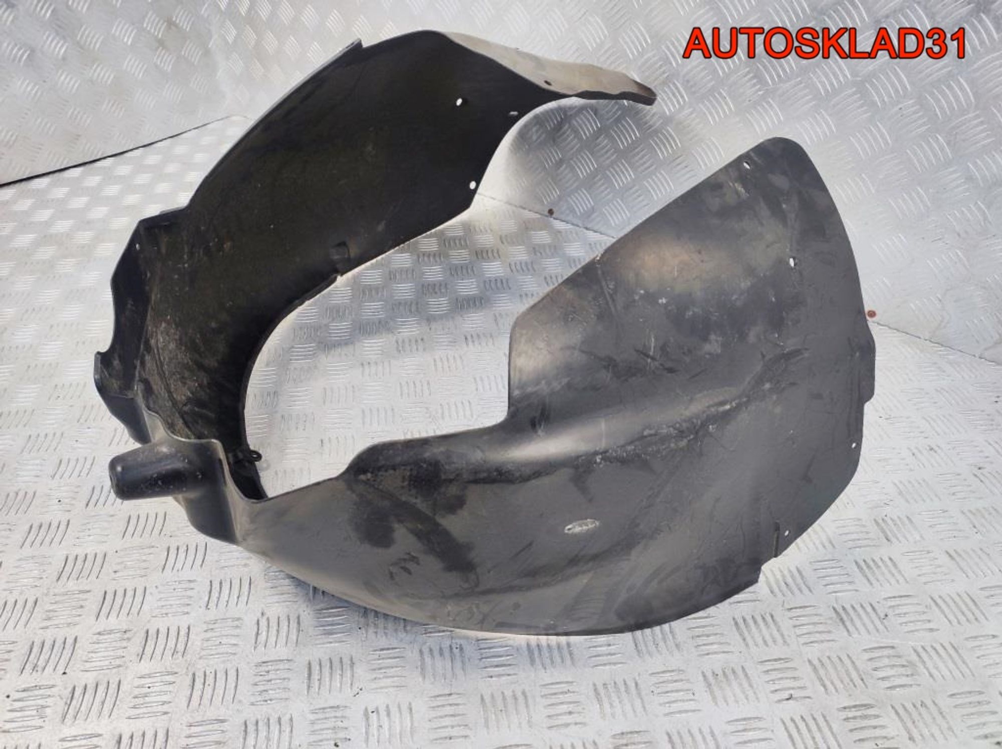 Локер передний левый Audi A4 B6 8H0821171 Cabrio, 1700 рублей, Дубовое