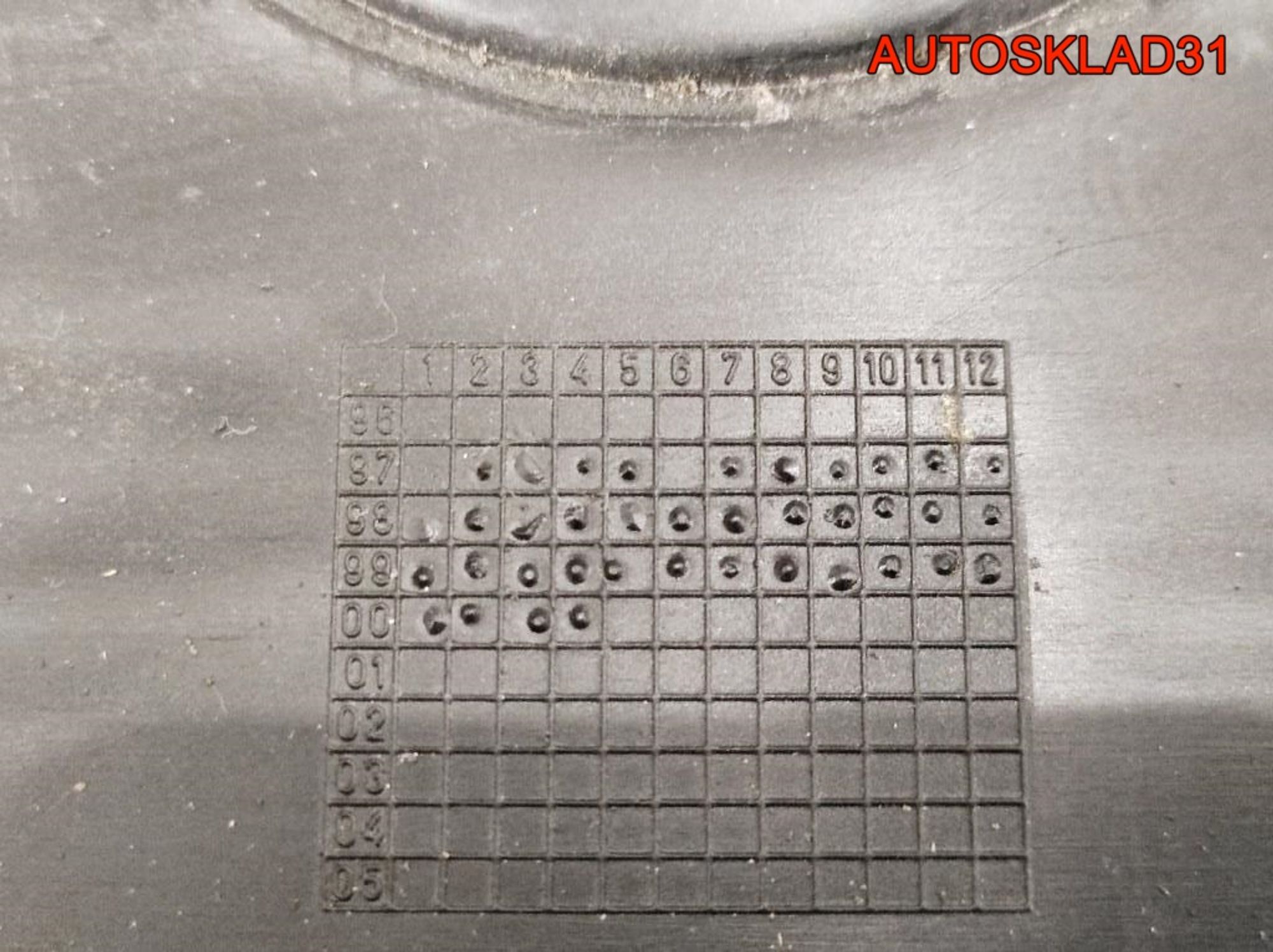 Декоративная крышка двигателя Seat Leon 1M1 06A103925BA, 1400 рублей, Дубовое