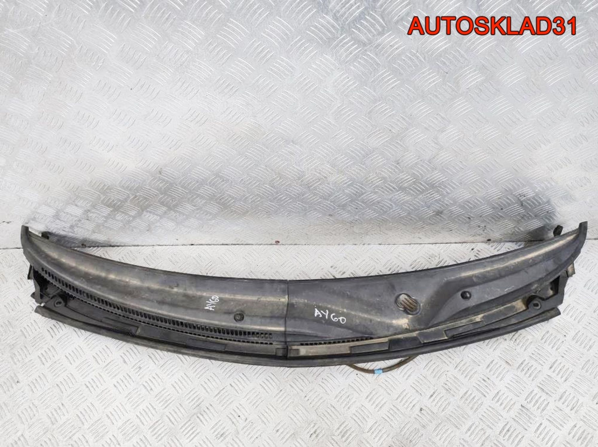 Решетка стеклоочистителя Toyota Aygo 557090H010, 2500 рублей, Дубовое