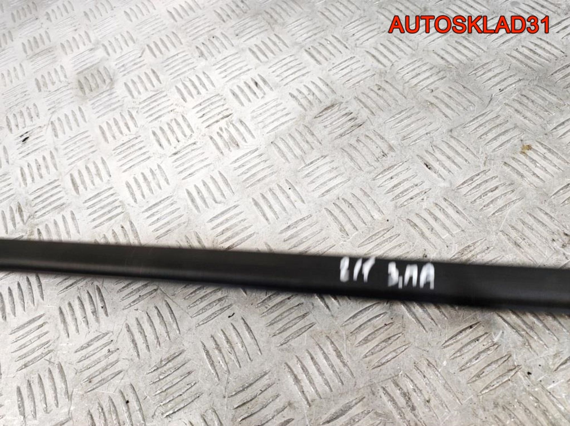 Накладка стекла заднего правого Mercedes W211 A2116900680, 900 рублей, Дубовое