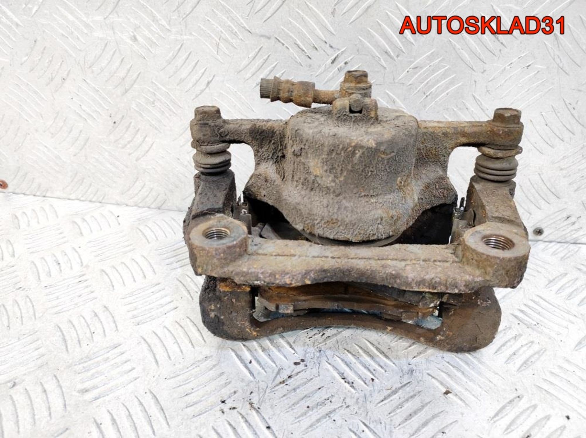 Суппорт тормозной передний левый Nissan Qashqai, 2100 рублей, Дубовое