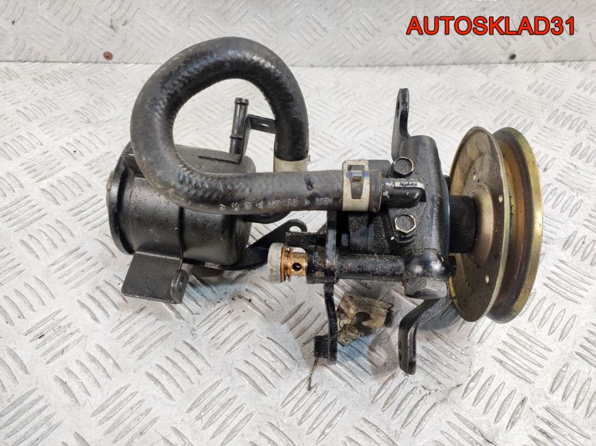 Насос гидроусилителя Nissan Pickup D22 2,5 Дизель, 2300 рублей, Дубовое