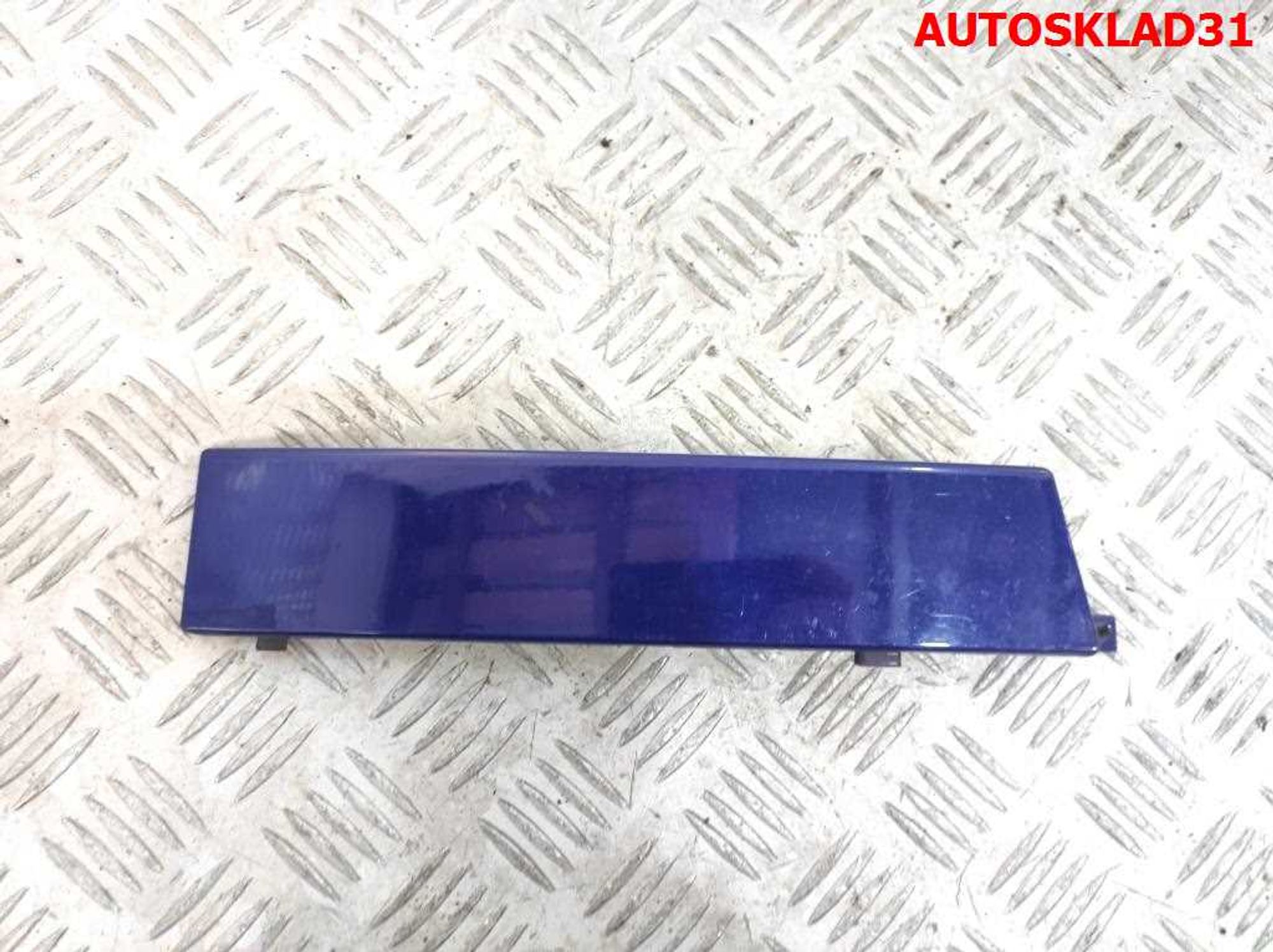 Планка под фонарь левая Skoda Octavia 1U6813307, 600 рублей, Дубовое