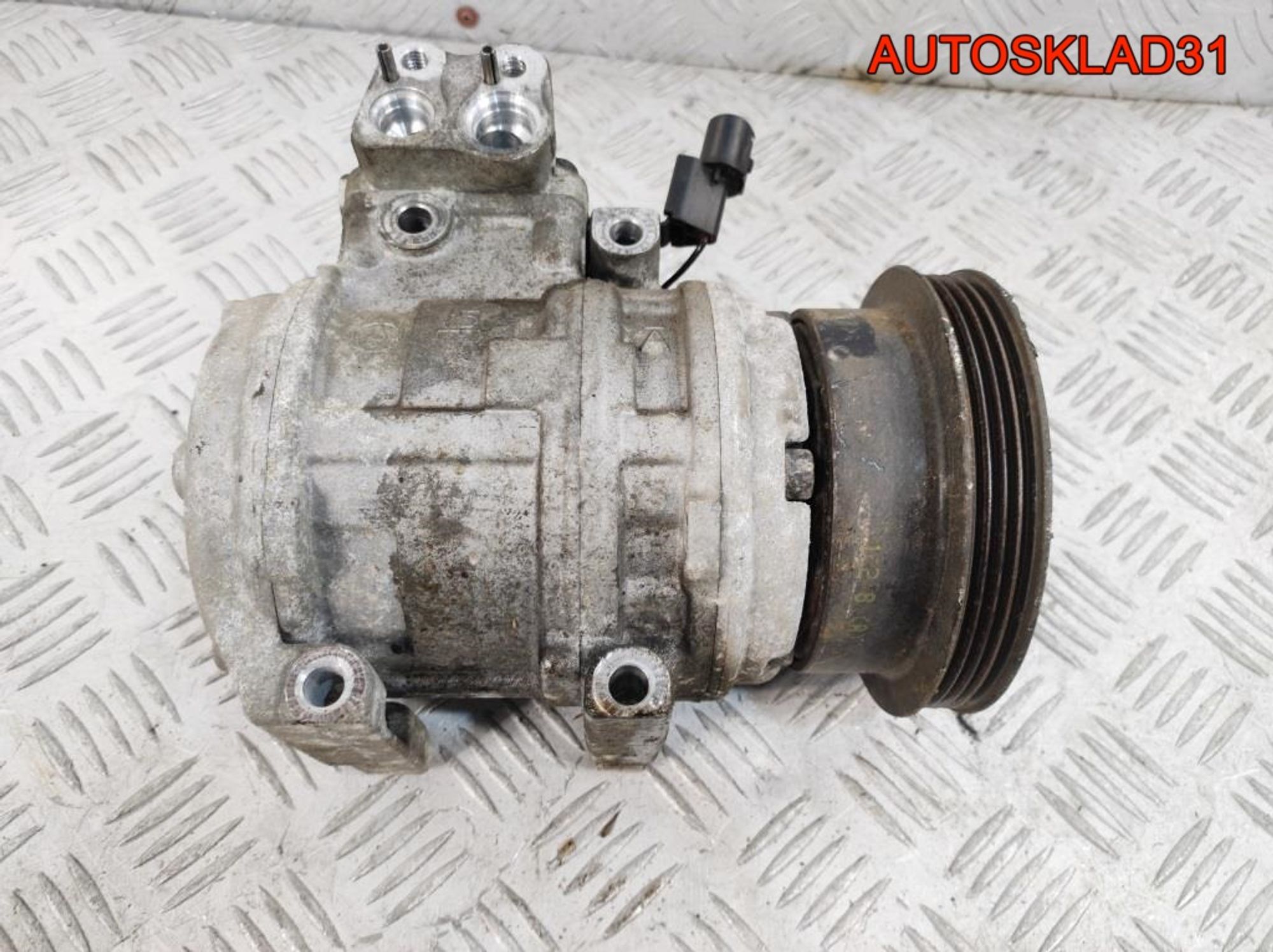 Компрессор кондиционера Kia Sportage 2 160402320K, 8000 рублей, Дубовое