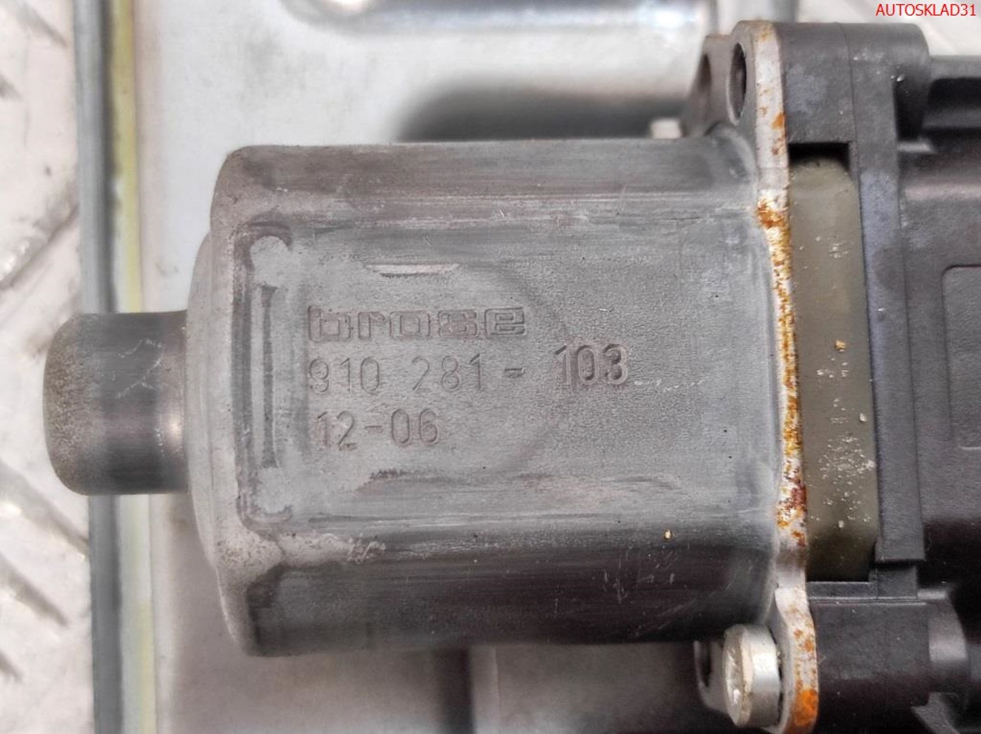 Стеклоподъемник задний левый Opel Astra J 13350761, 1700 рублей, Дубовое