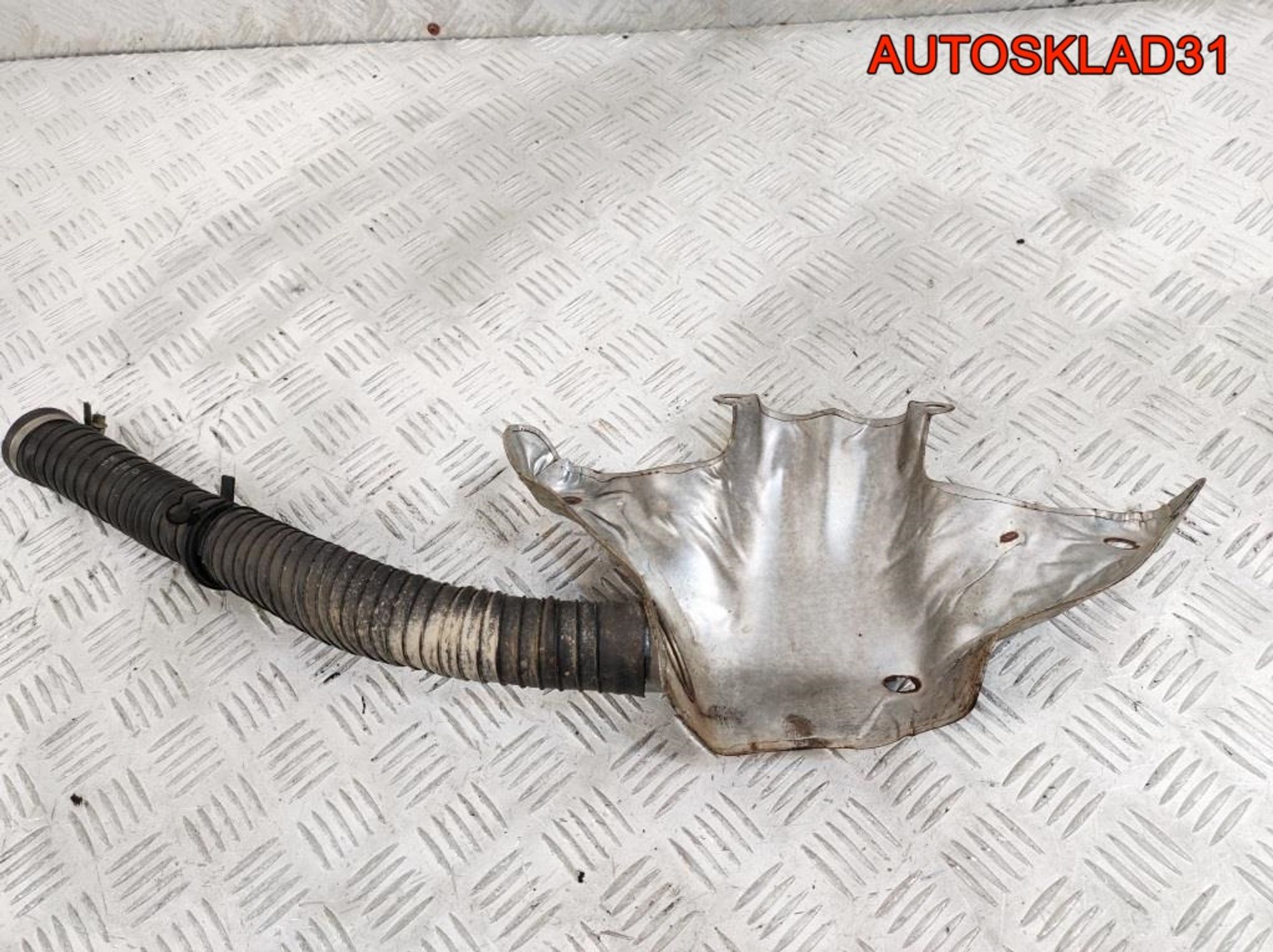 Экран тепловой Skoda Fabia 1,4 Бензин 047253041G, 900 рублей, Дубовое