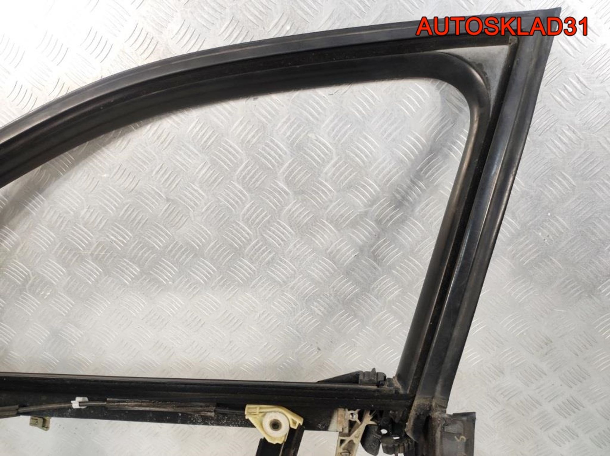 Рамка двери передней левой Audi A4 B 8E0837461A, 3700 рублей, Дубовое