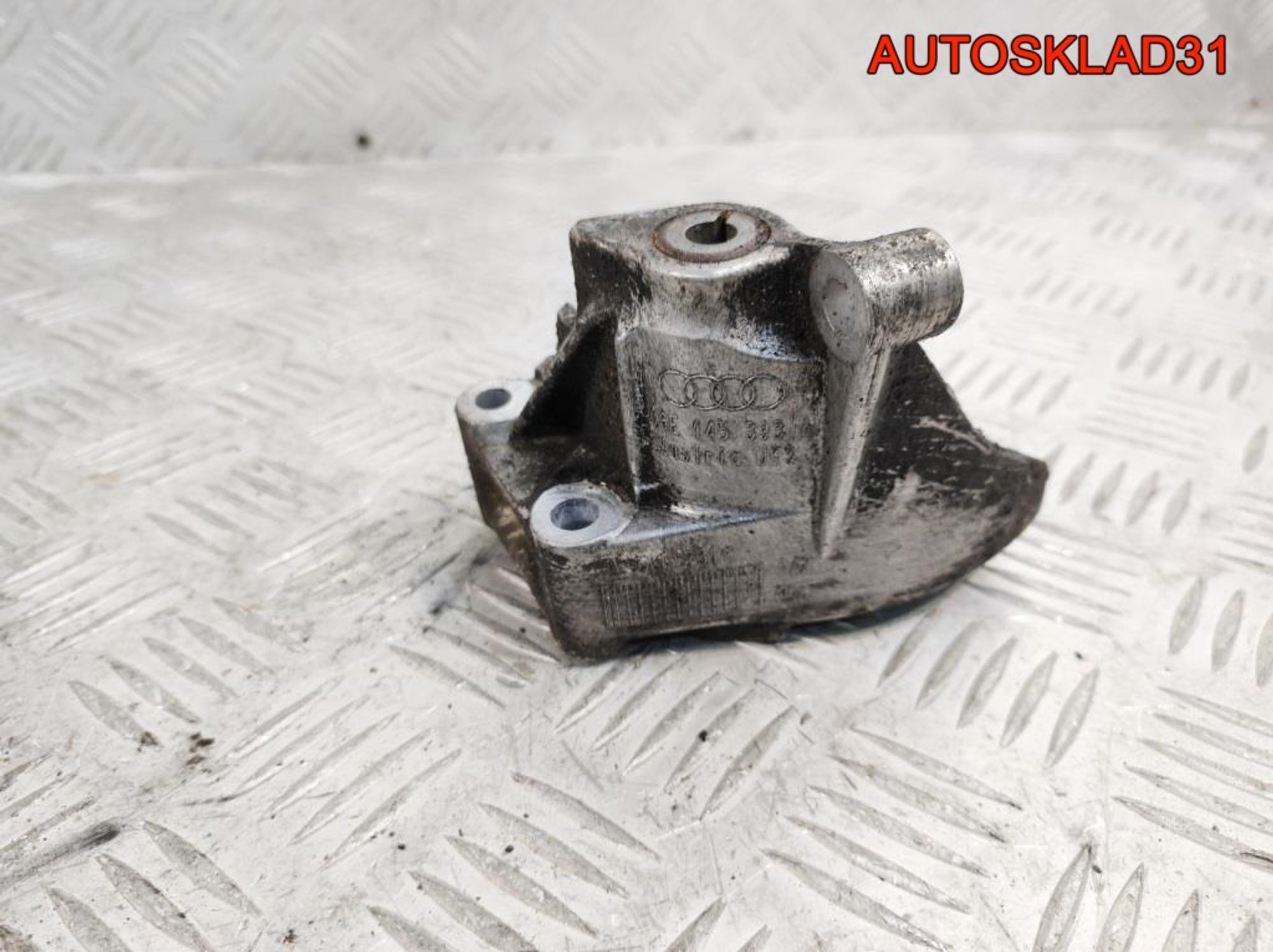 Кронштейн ГУР Audi A6 C6 06E145393, 500 рублей, Дубовое