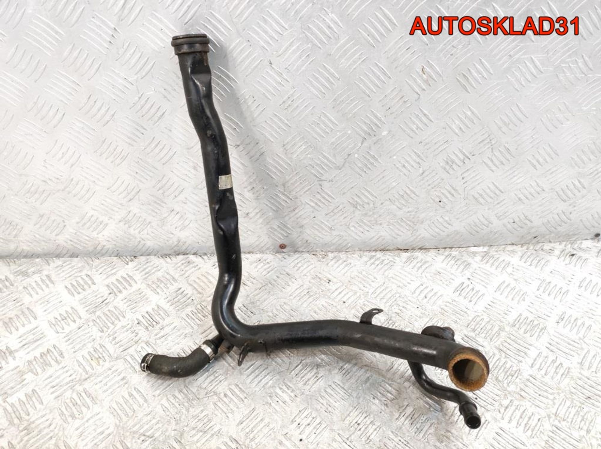 Трубка охлаждающей жидкости Audi A6 C5 2,4 ALF 078121070BB, 1000 рублей, Дубовое