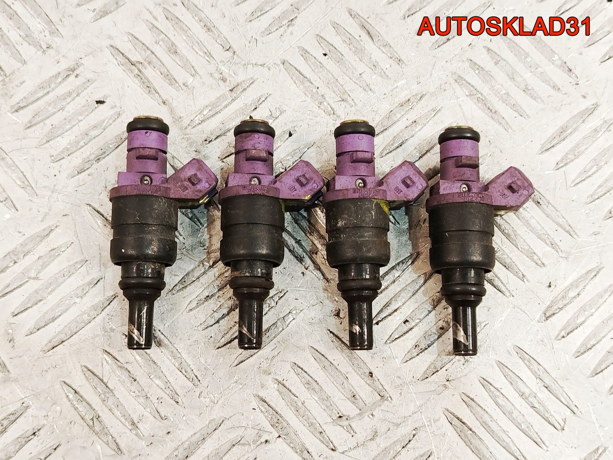 Форсунка топливная Mercedes Benz W203 2,0 Бензин 0000787249 Цена за ОДНУ форсунку, 2500 рублей, Дубовое