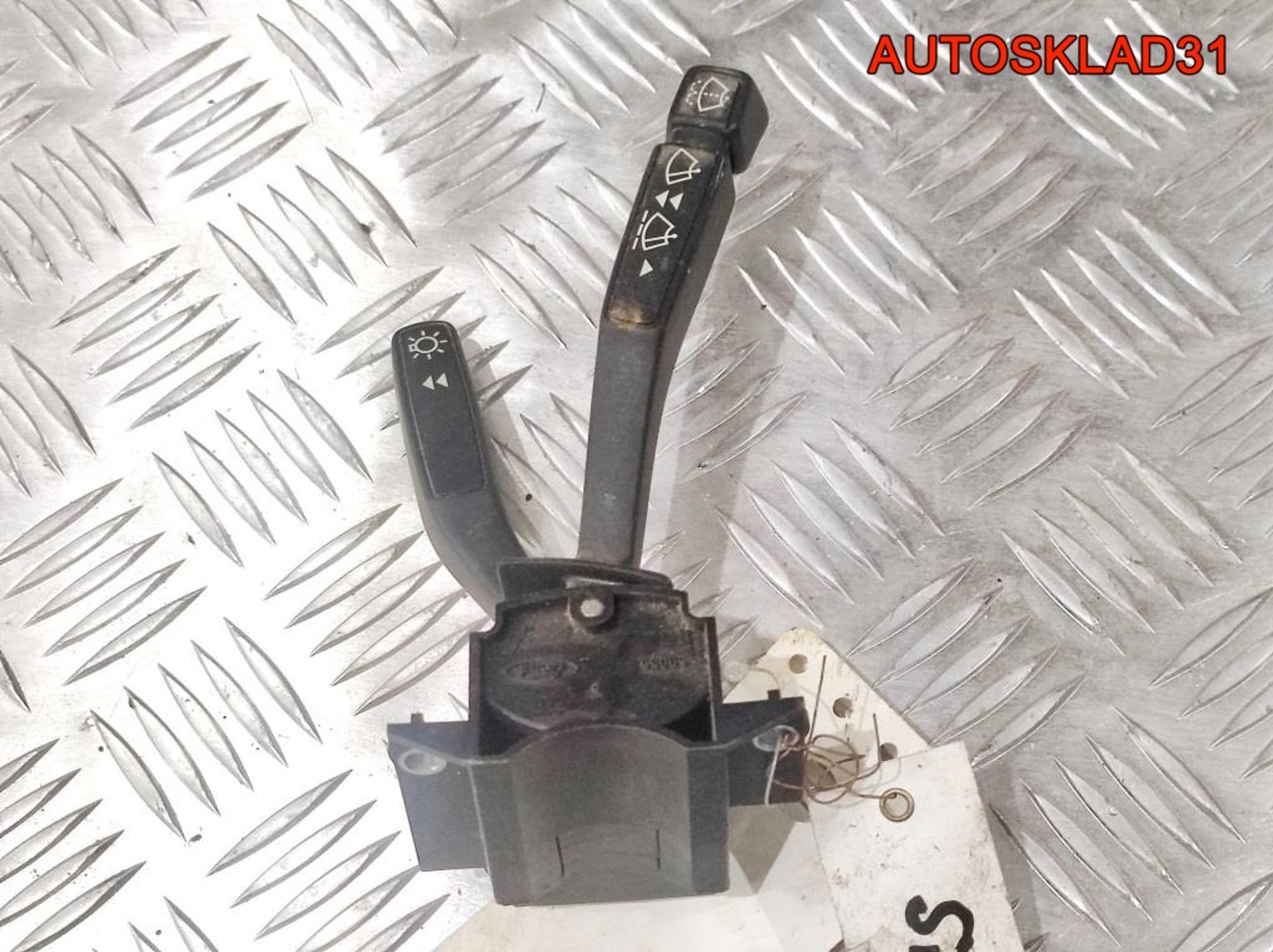 Переключатель стеклоочистителя Ford Sierra 83BG11K665CA, 1000 рублей, Дубовое