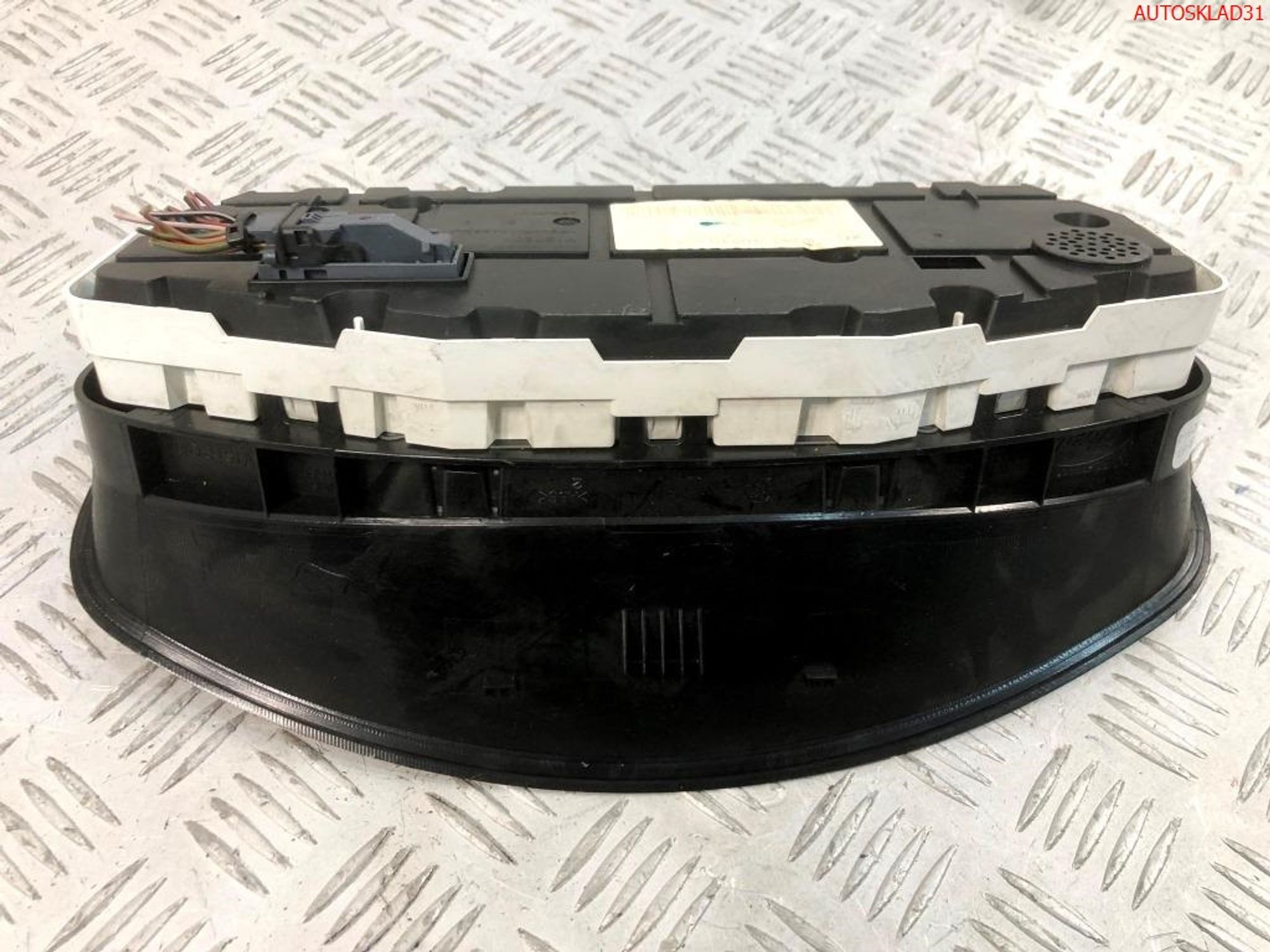 Панель приборов Ford Focus 2 1,6 Дизель 8V4T10849GJ, 16000 рублей, Дубовое