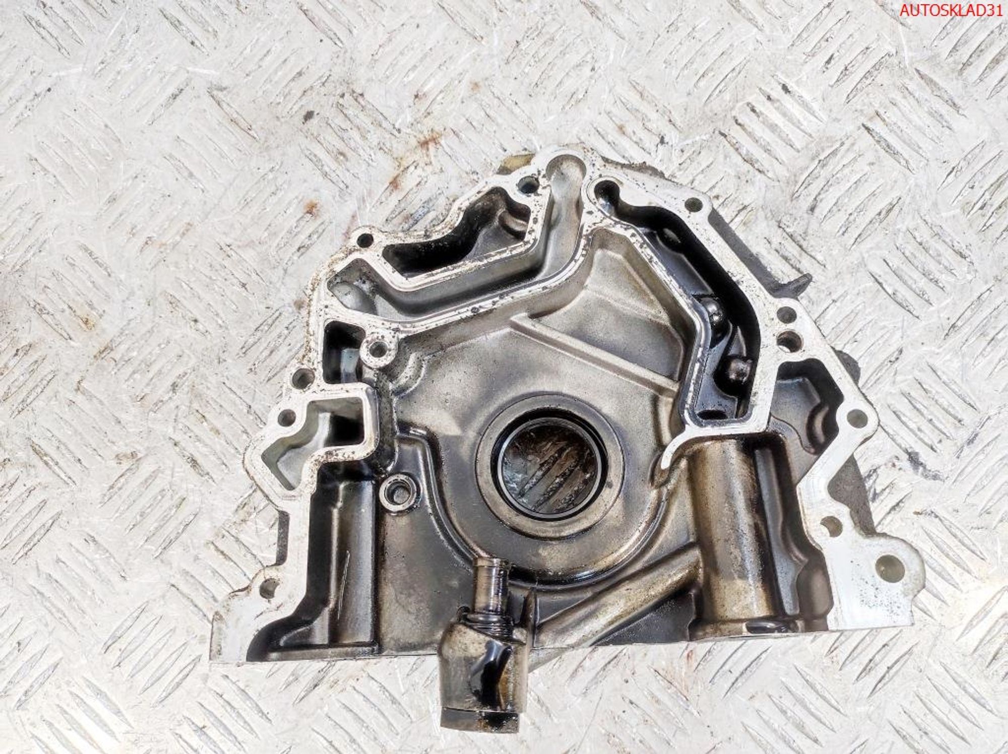 Крышка двигателя передняя Audi A6 C5 2,5 AKE 059103153AA, 5000 рублей, Дубовое