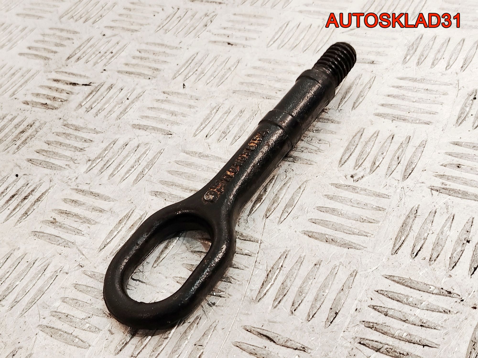 Крюк буксировочный Audi A3 8P 1T0805615A, 1500 рублей, Дубовое