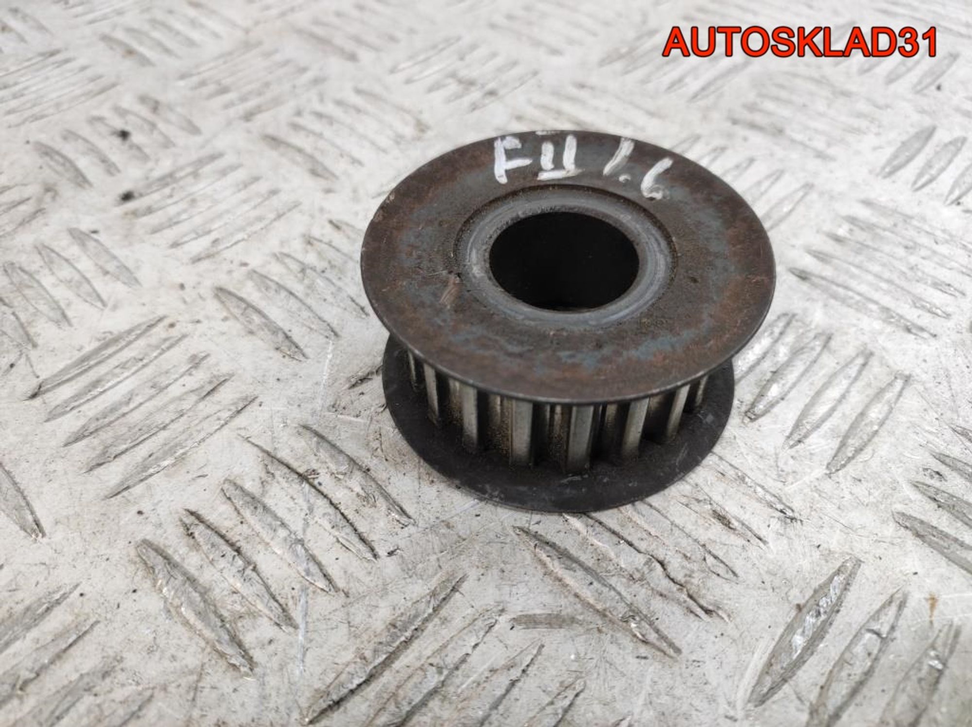 Шестерня коленвала Ford Focus 2 1,6 Бензин 1104088, 2000 рублей, Дубовое