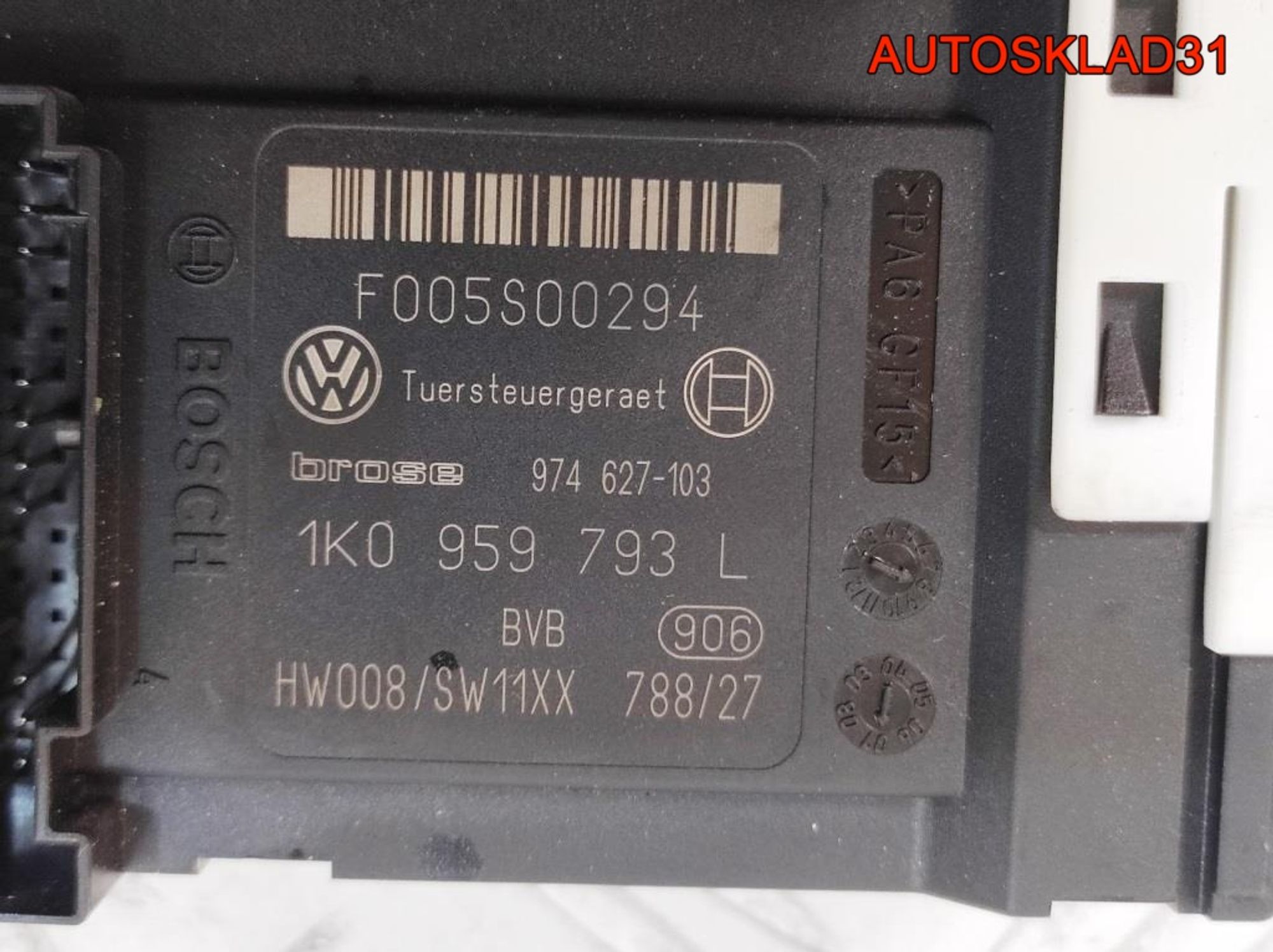 Моторчик стеклоподъемника передний левый VW Golf 5 1K0959701P, 1800 рублей, Дубовое