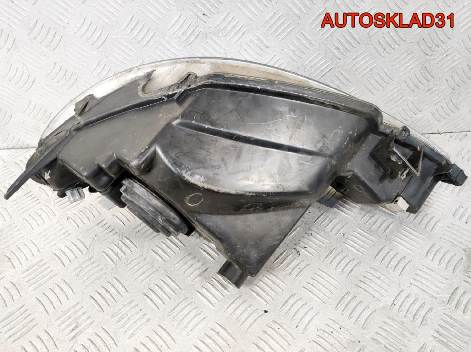 Фара правая Peugeot 206 89002770 Дорест, 4500 рублей, Дубовое