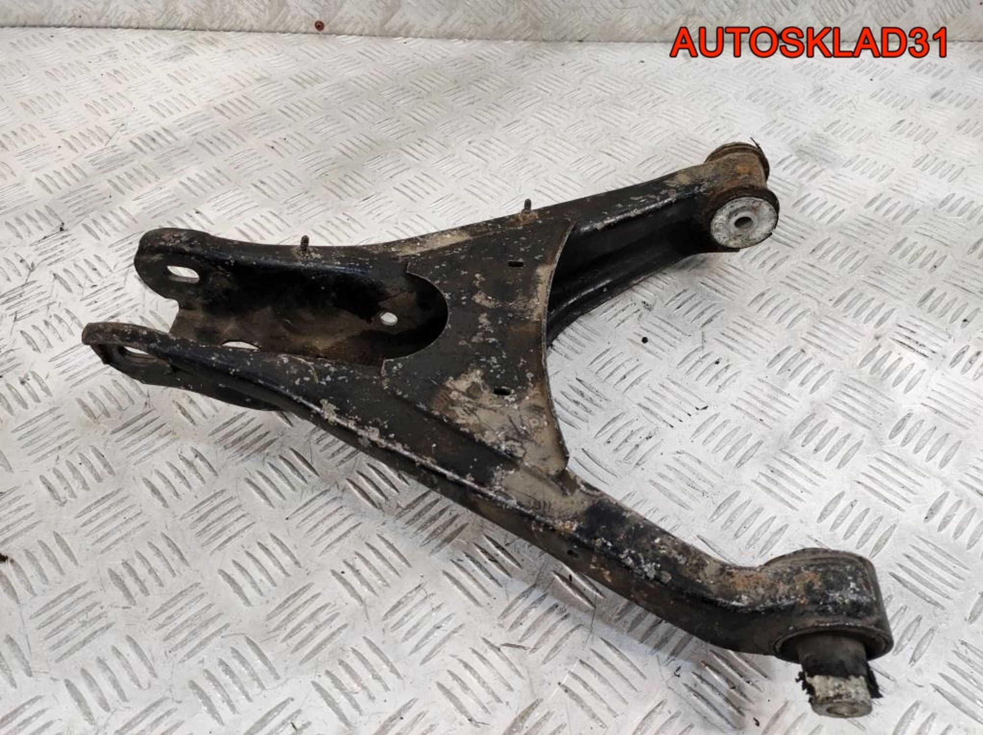 Рычаг задний нижний левый VW Passat B5 4B0505311, 900 рублей, Дубовое