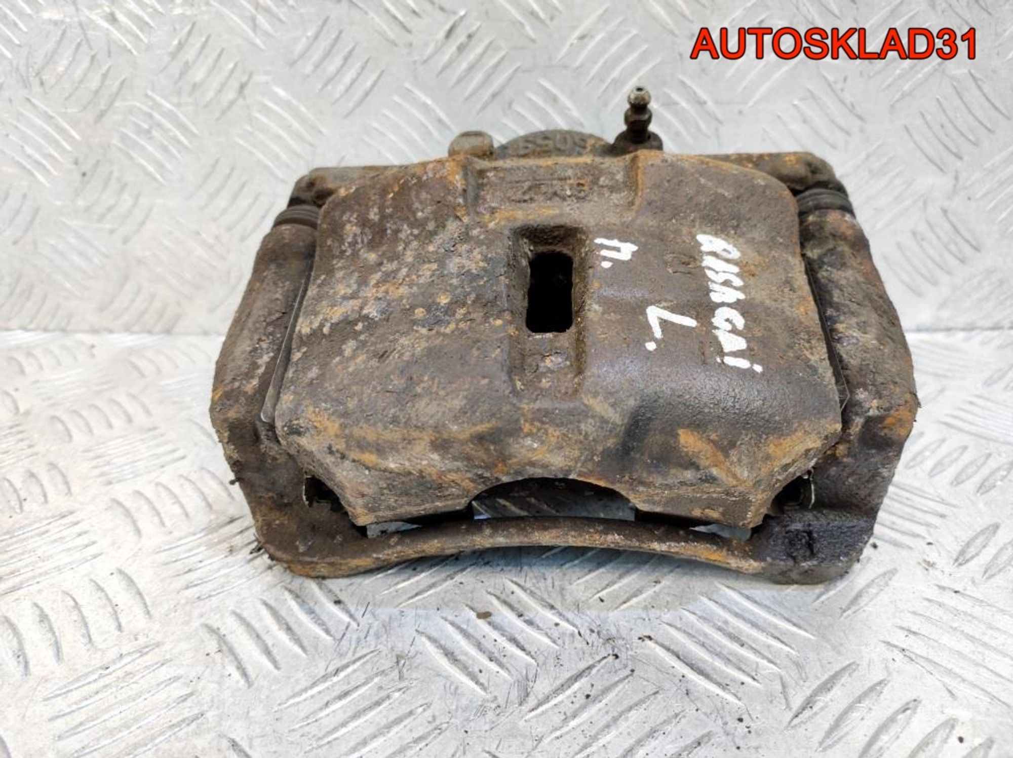Суппорт тормозной передний левый Nissan Qashqai, 2100 рублей, Дубовое