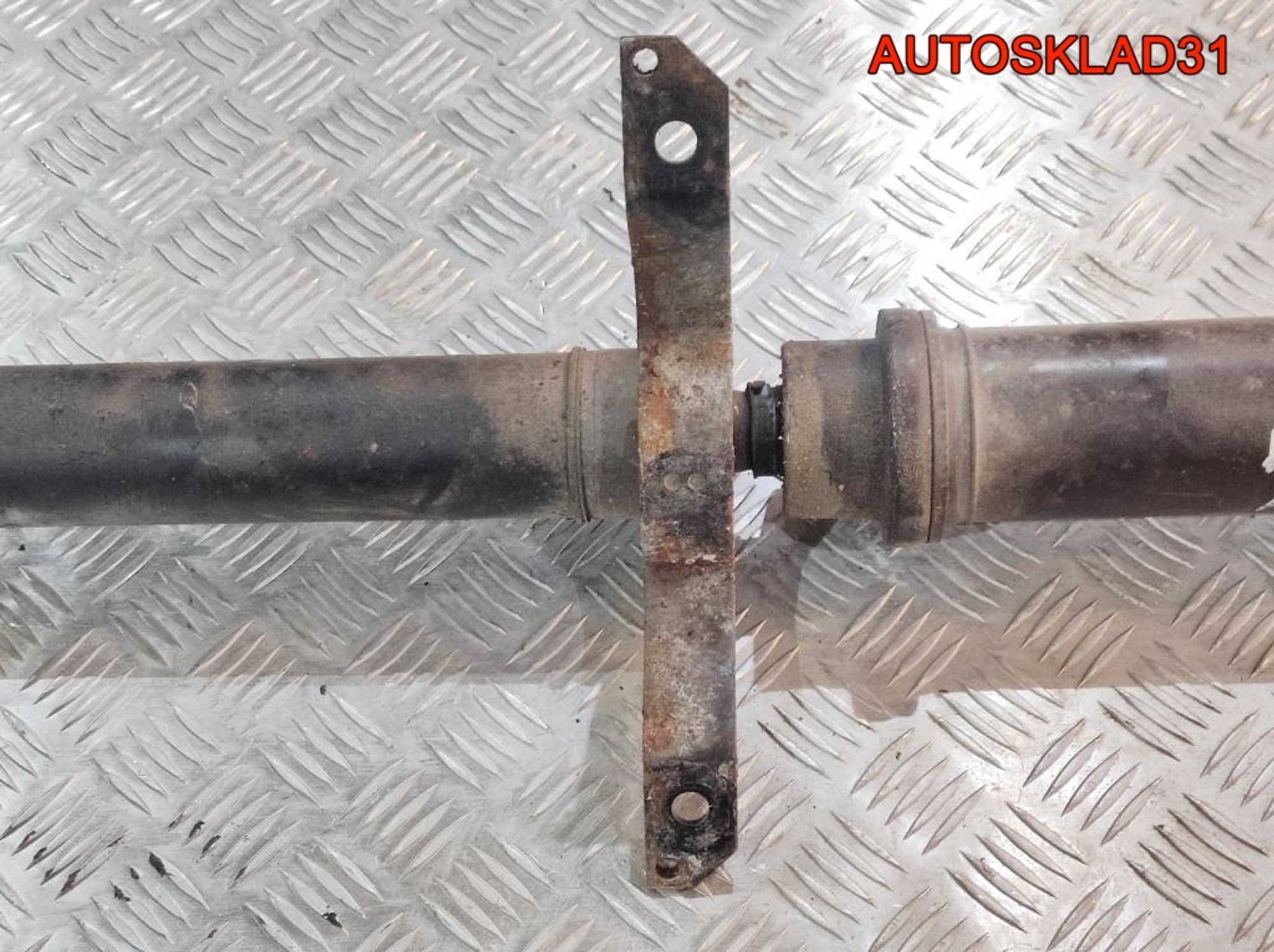 Вал карданный Audi A4 B6 3,0 ASN АКПП 8E0521101D Универсал, 12000 рублей, Дубовое