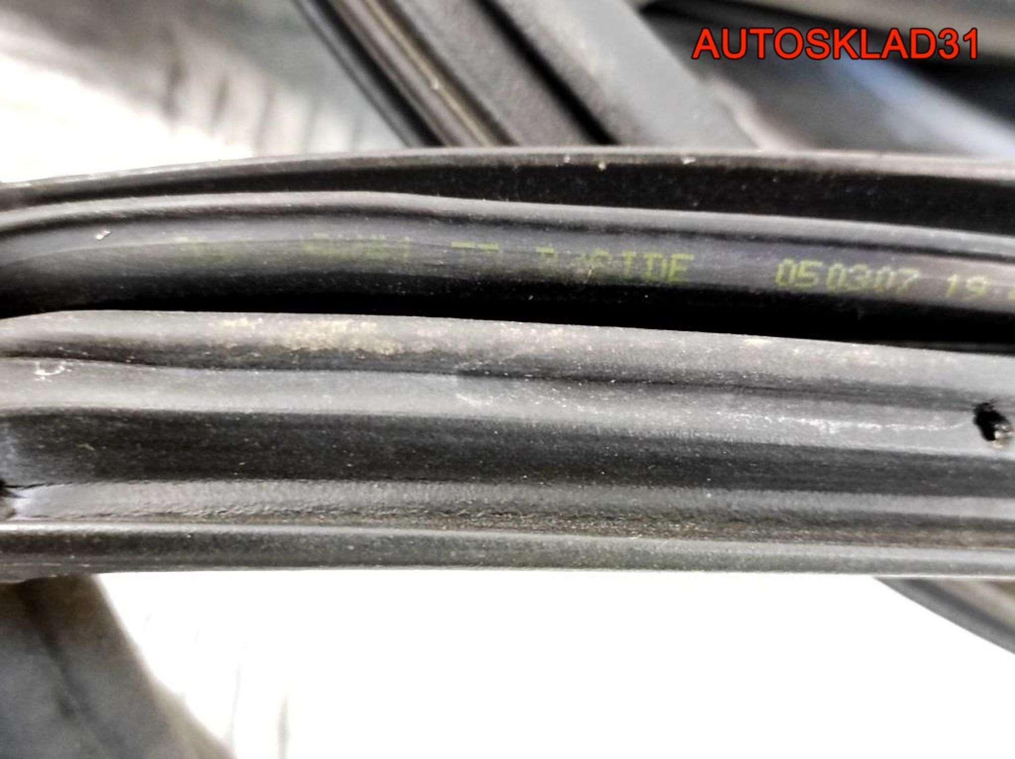 Уплотнитель двери Комплект Hyundai Getz 1 Рест, 4500 рублей, Дубовое