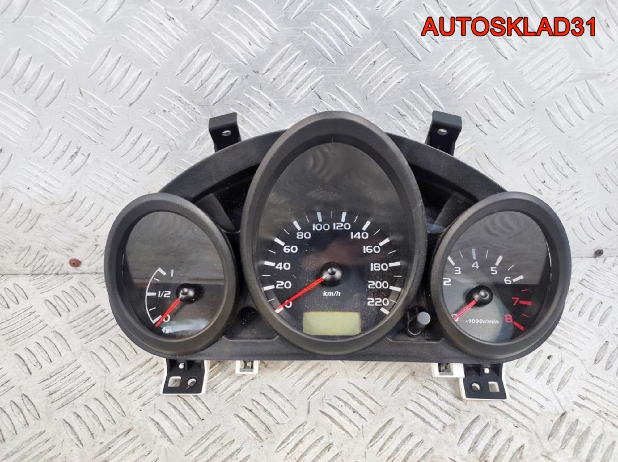 Панель приборов Mitsubishi Colt MR951770 Бензин, 2100 рублей, Дубовое