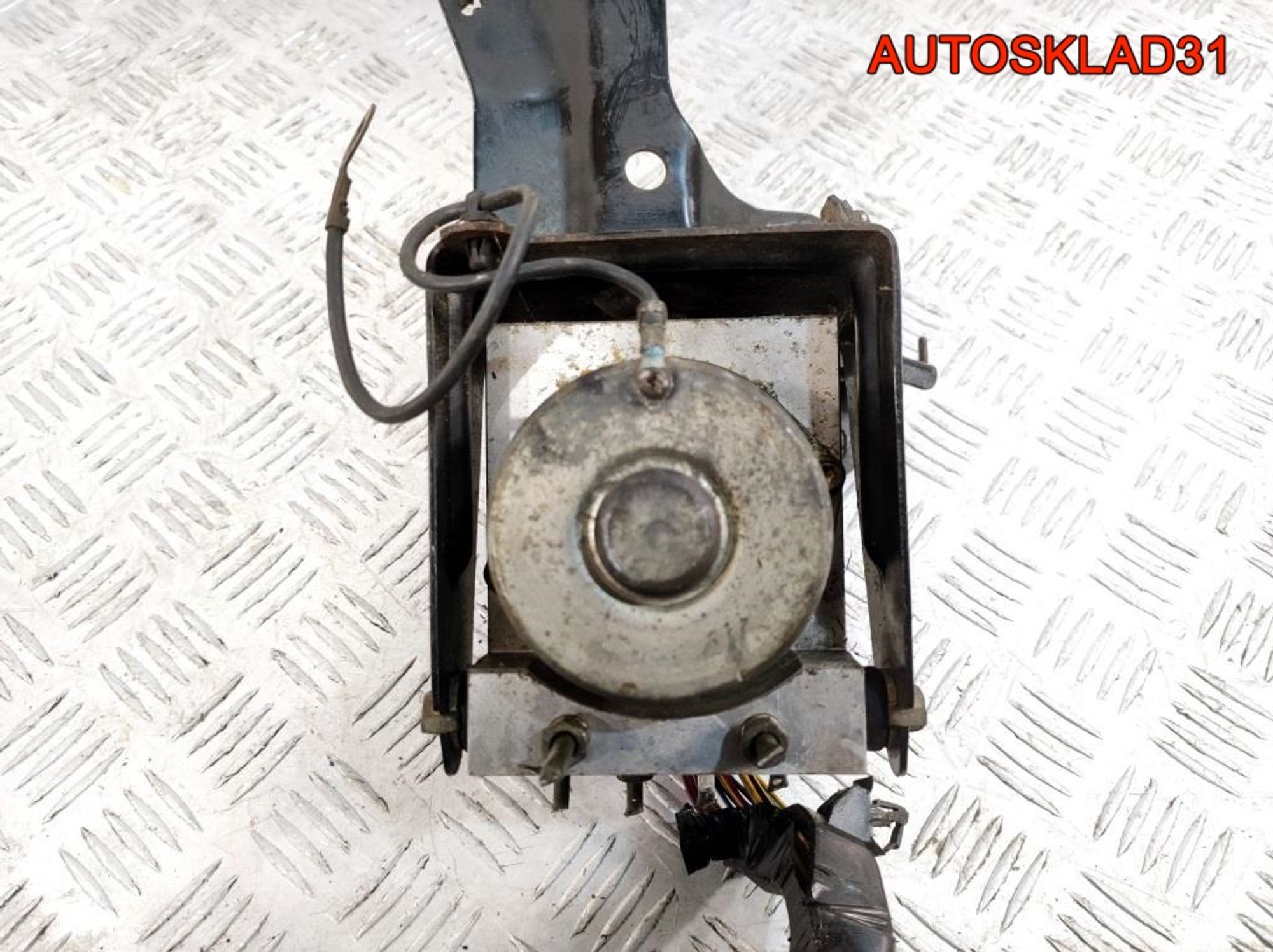 Блок ABS Nissan X-Trail T30 2,2 Дизель 47600AR005, 4000 рублей, Дубовое