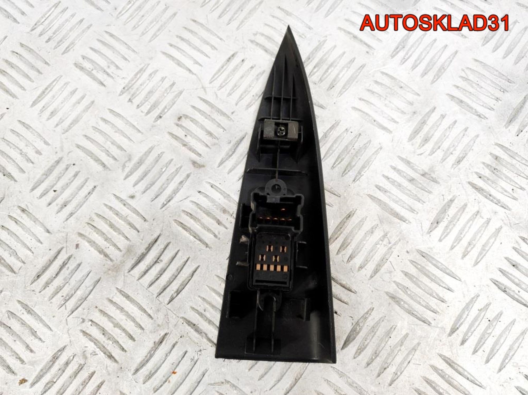 Кнопка стеклоподъемника Nissan Note E11 25411ED00A, 900 рублей, Дубовое