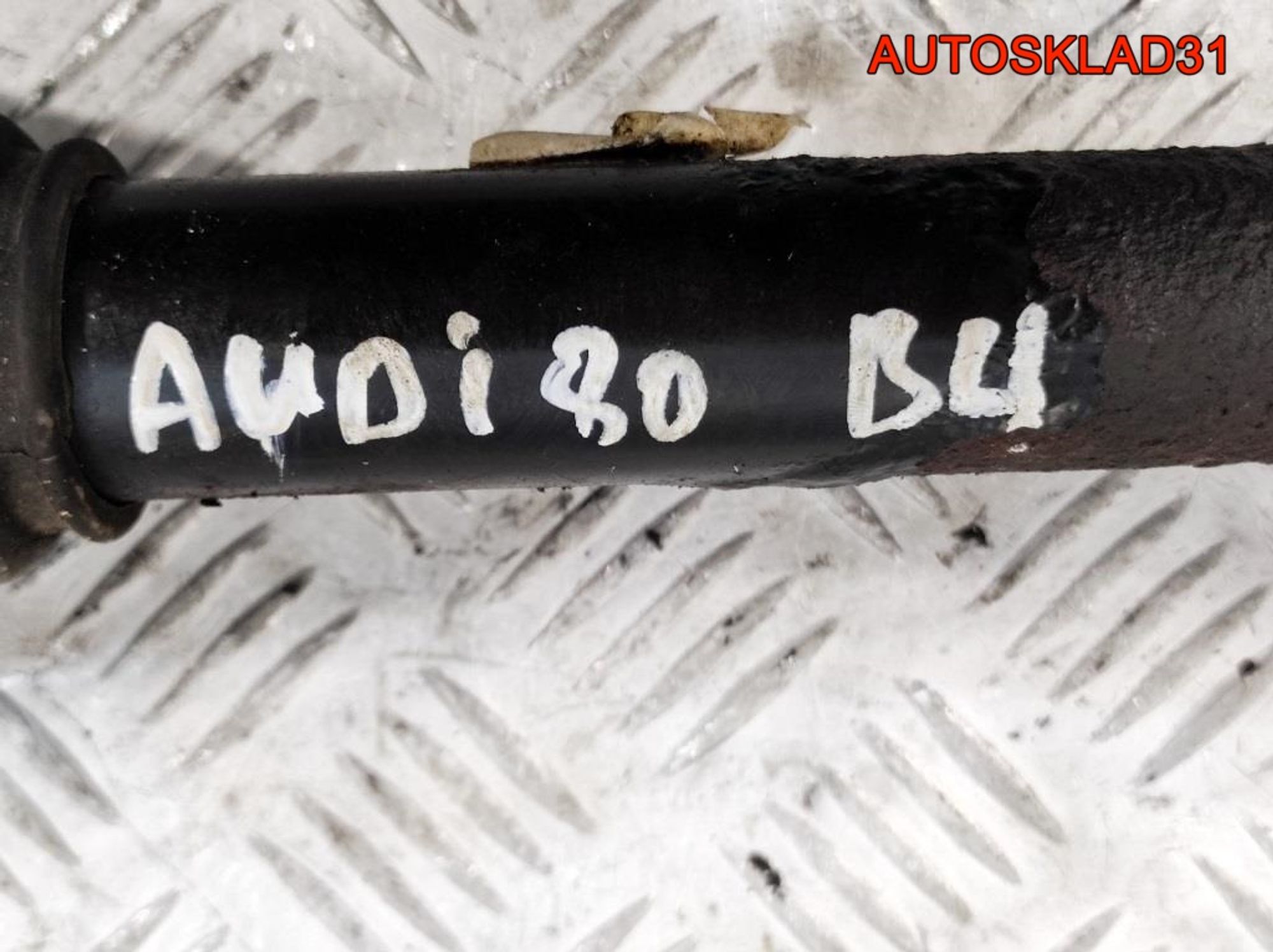 Полуось передняя левая Audi 80 B4 811407331, 2300 рублей, Дубовое