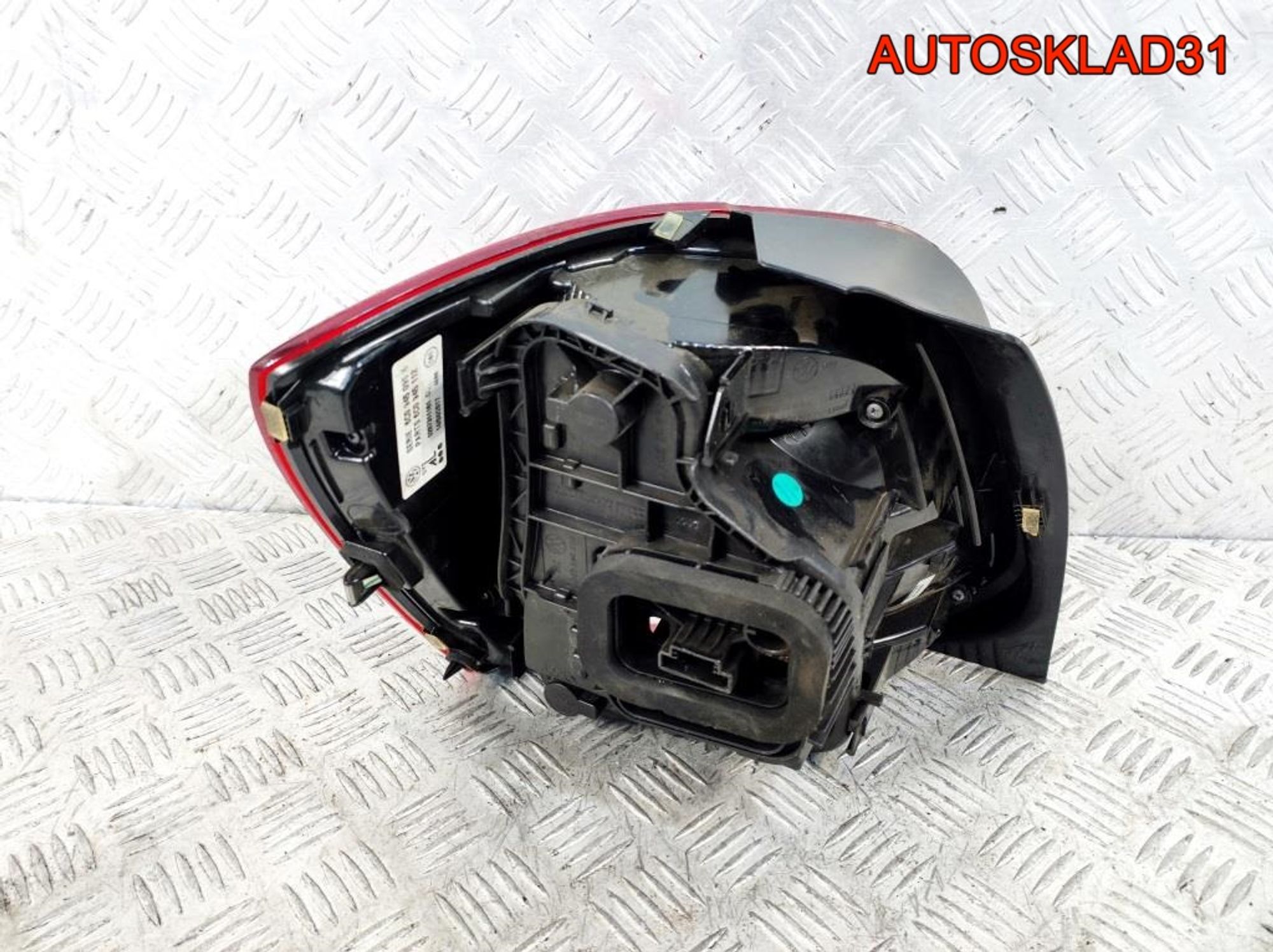 Фонарь задний правый VW Polo HB 6C0945096K Хетчбэк, 6500 рублей, Дубовое