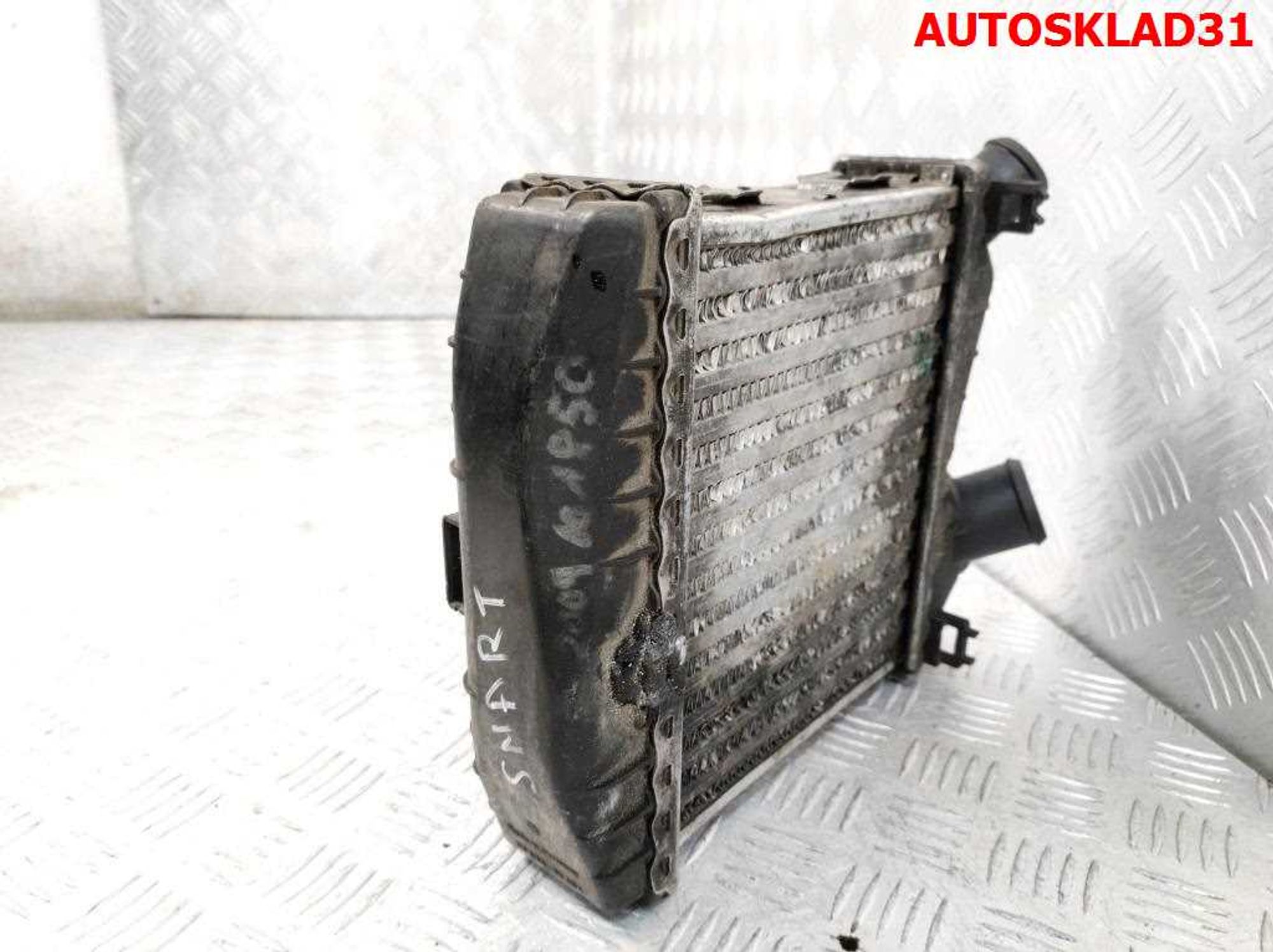 Интеркулер Smart Roadster W452 0003007V005000000, 2000 рублей, Дубовое