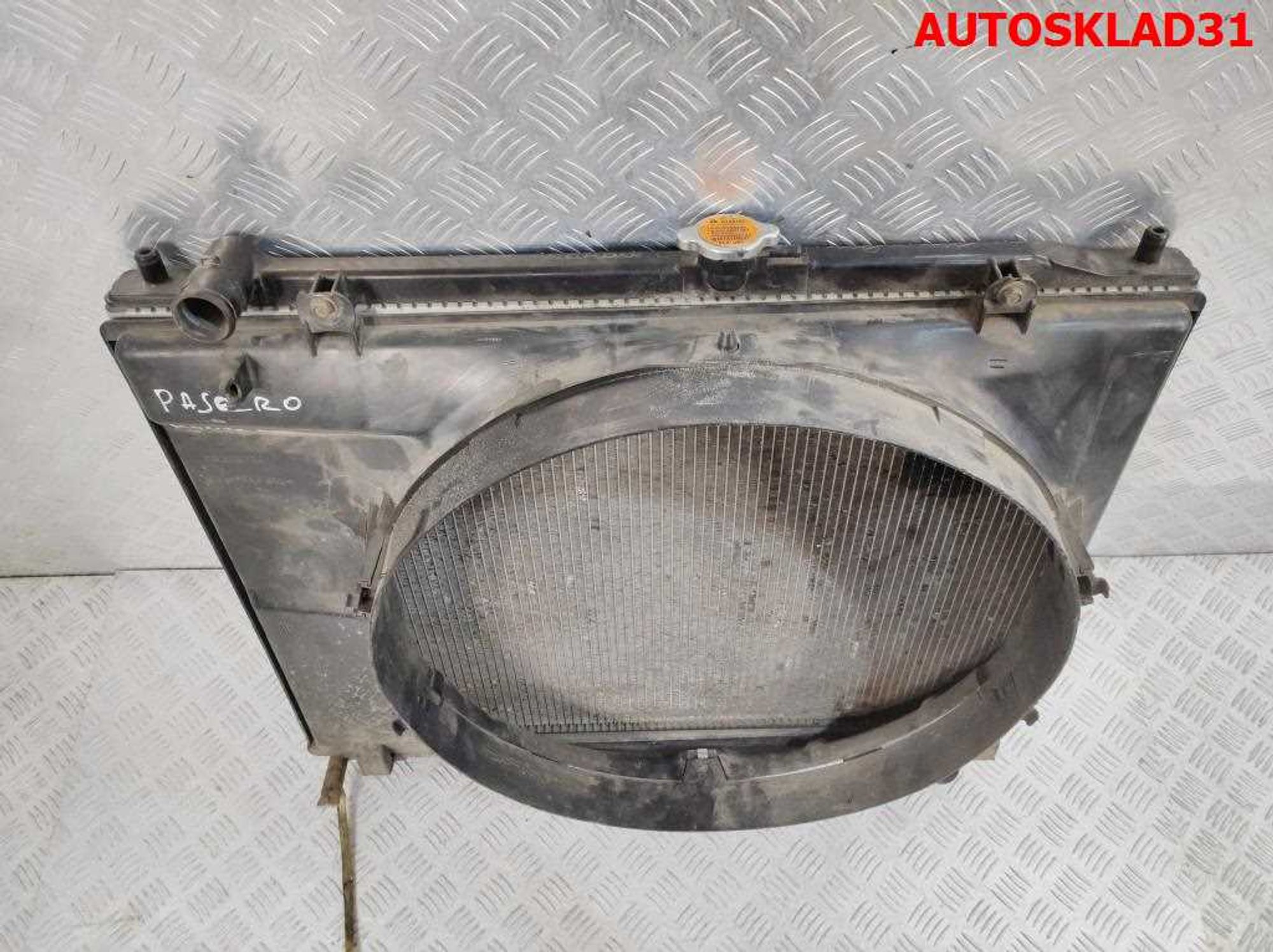 Радиатор основной Mitsubishi Pajero 3 3,2 Дизель MR404689, 3500 рублей, Дубовое