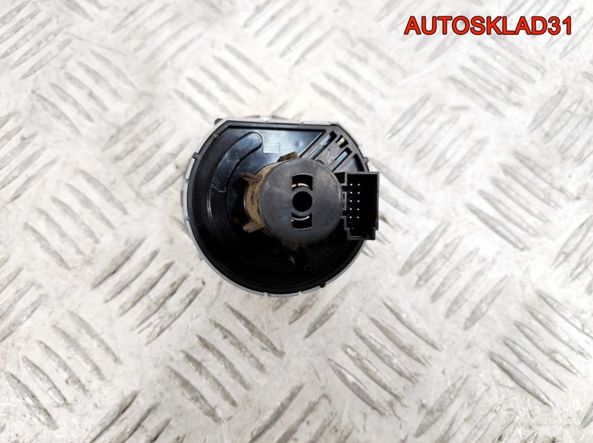 Переключатель света Skoda Rapid 1 5E0941431N, 2500 рублей, Дубовое