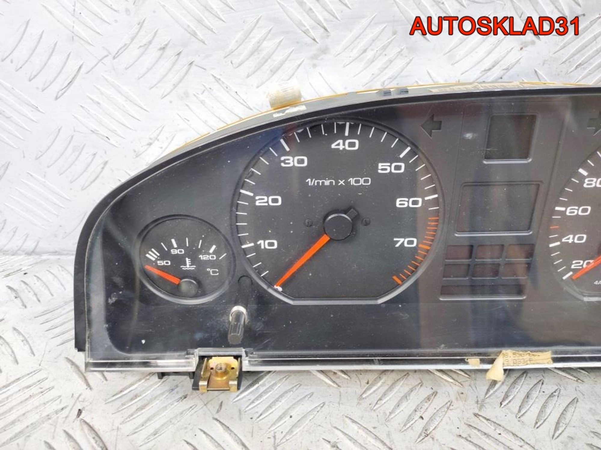 Панель приборов Audi 100 C4 4A1919033P Бензин, 16200 рублей, Дубовое