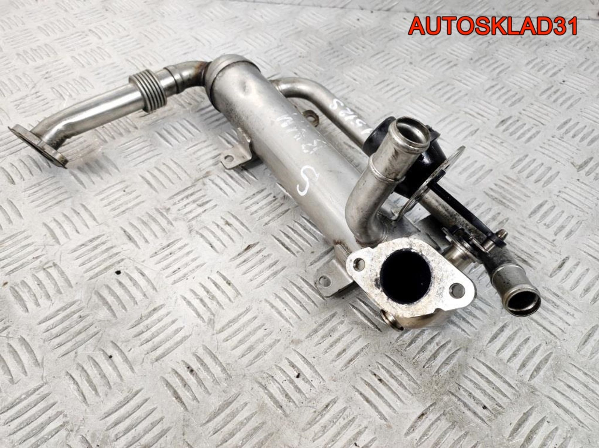 Радиатор EGR VW Passat B6 2,0 BMM 03G131512S, 1400 рублей, Дубовое