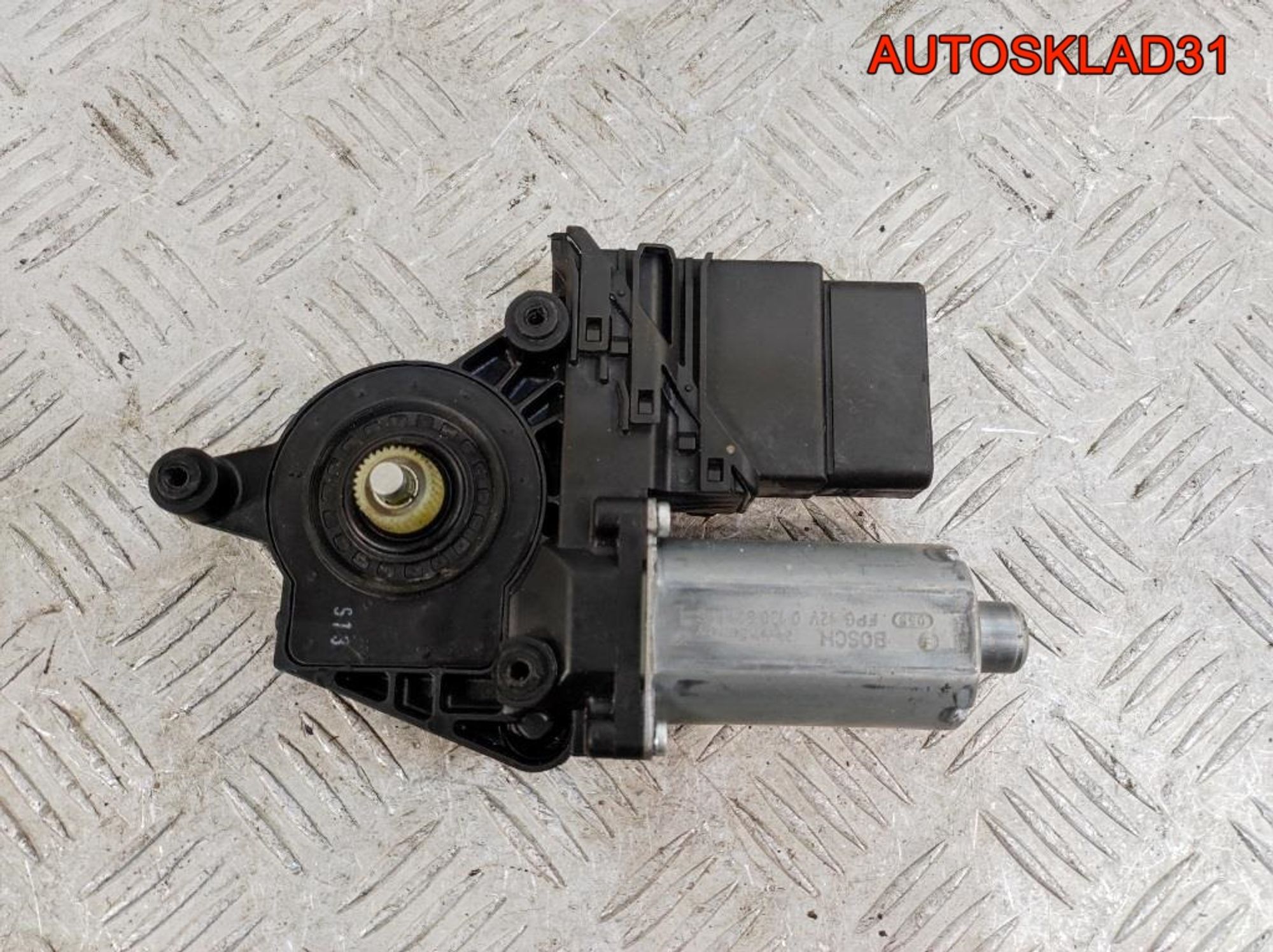 Моторчик стеклоподъемника задний правый VW Passat B5 3B9839752CA, 800 рублей, Дубовое