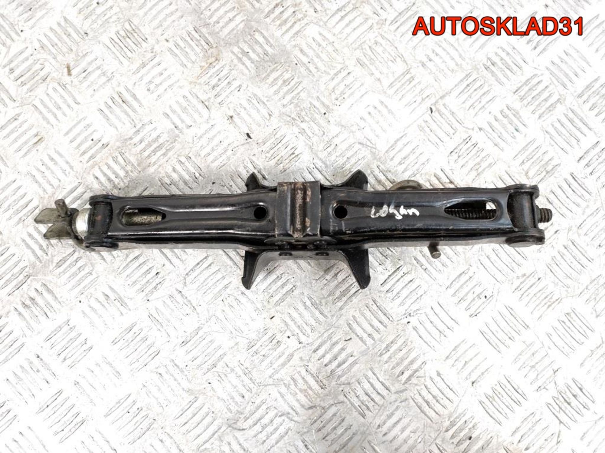 Домкрат Renault Logan 1 8200858025, 1500 рублей, Дубовое