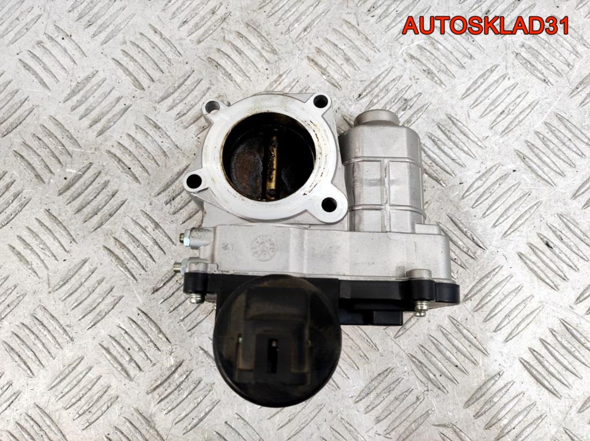 Заслонка дроссельная Nissan Micra K12 1,2 CR12 
RME4501C Бензин, 4100 рублей, Дубовое