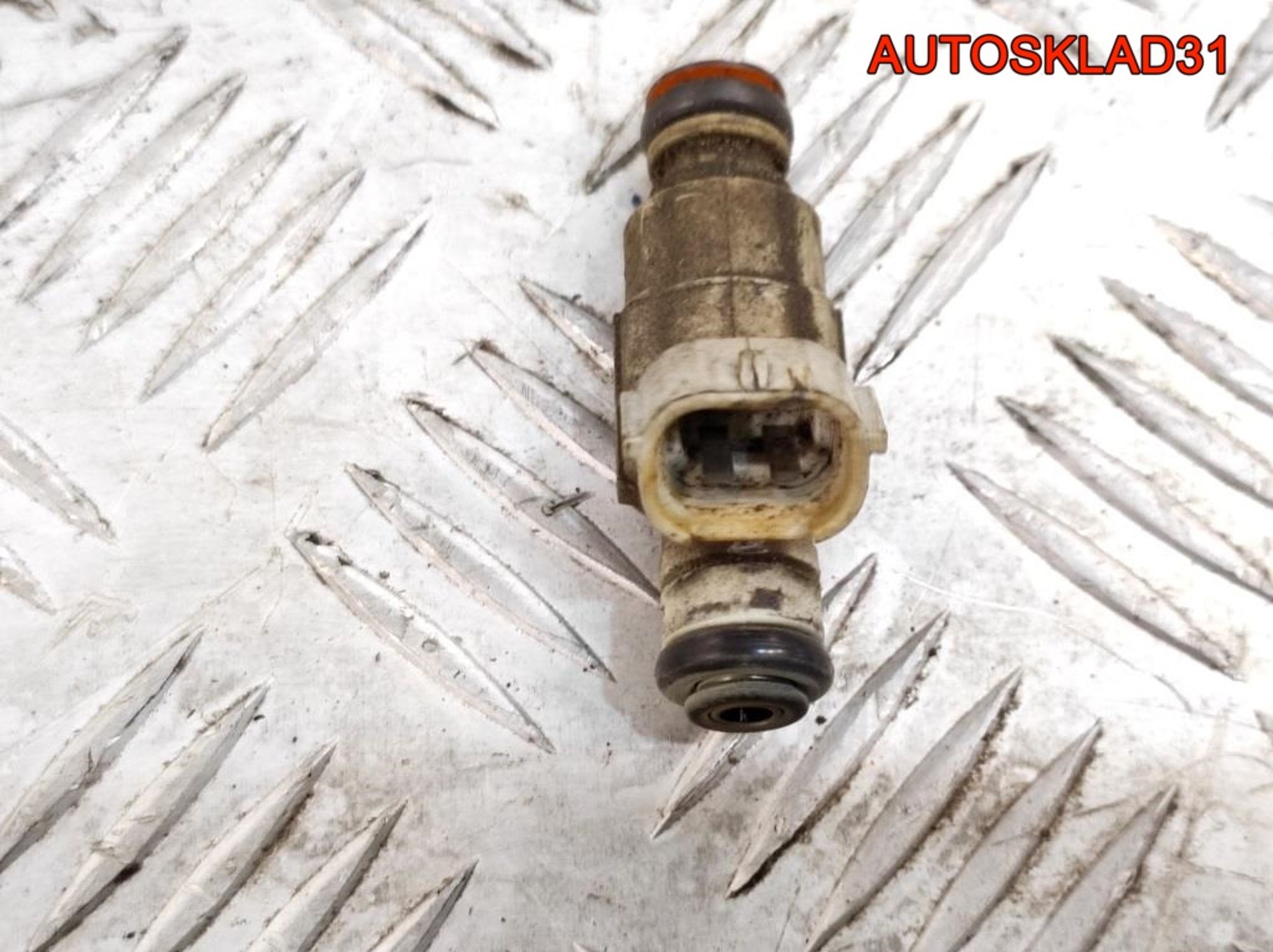 Форсунка топливная Nissan Primera P11 2,0 SR20DE 166007J500, 600 рублей, Дубовое