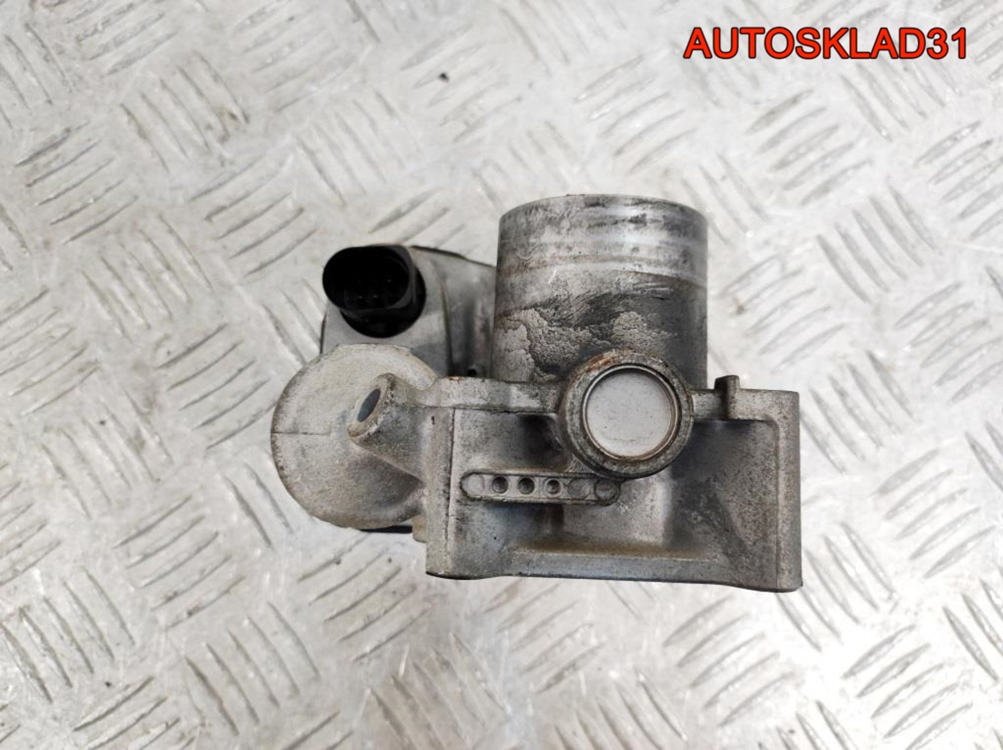 Заслонка дроссельная Volkswagen Polo 3 1,4 APE 036133062B, 3200 рублей, Дубовое