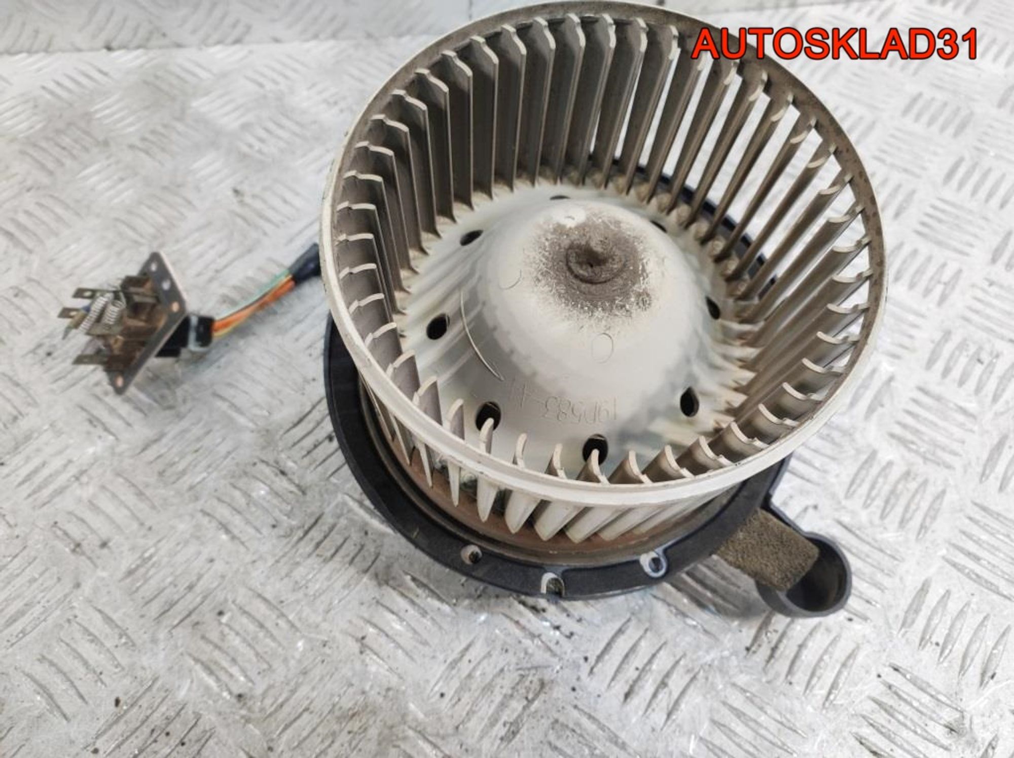 Моторчик отопителя с резистором Ford Maverick 2 5L8H19D691AA, 6300 рублей, Дубовое