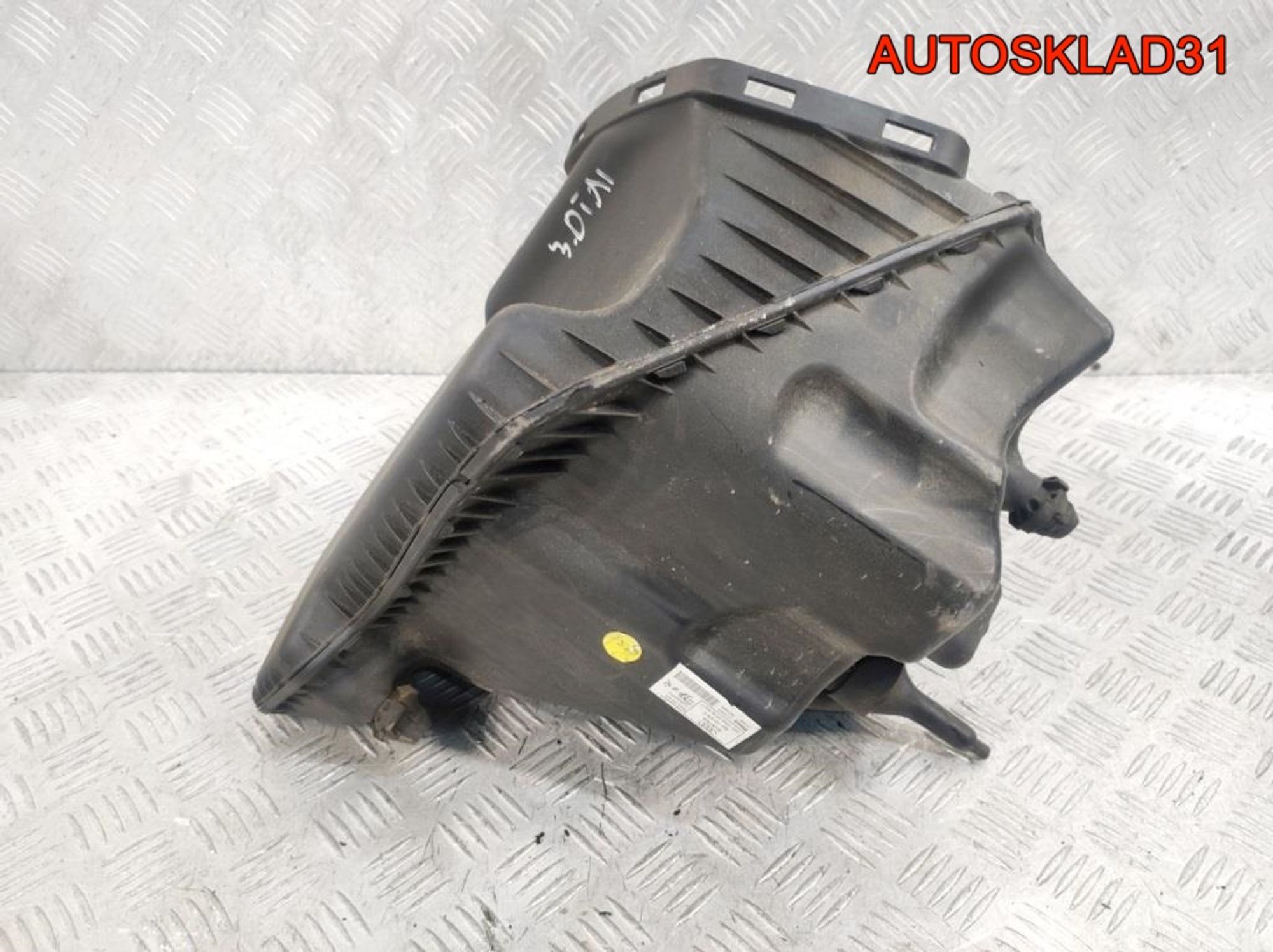 Корпус воздушного фильтра Audi A6 C7 4G 3.0  CDU 4G0133838E, 5000 рублей, Дубовое